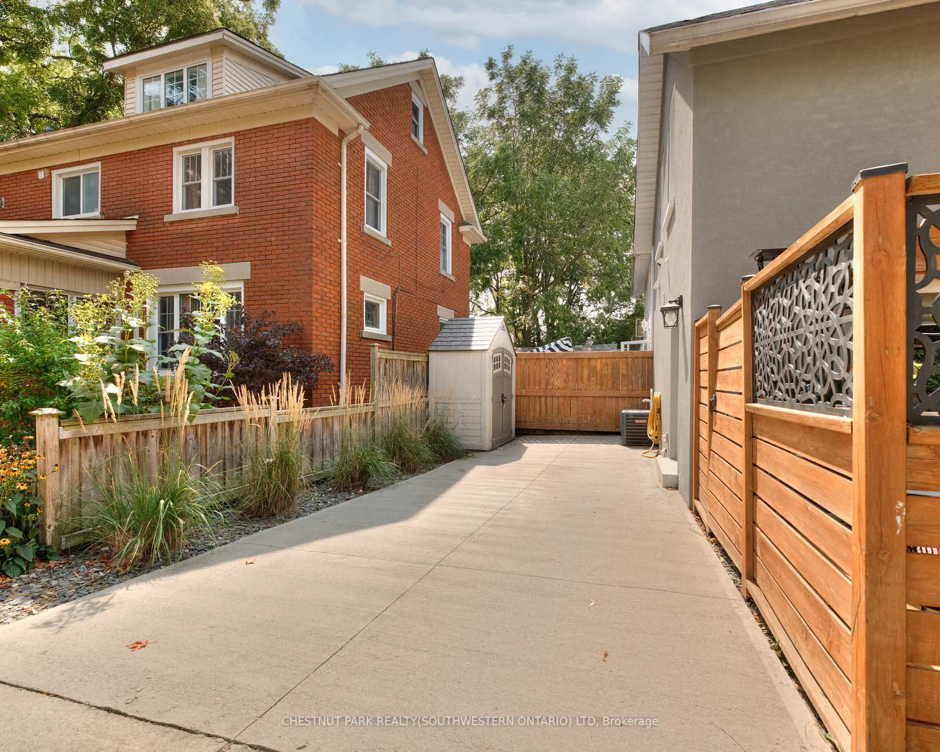 Photo 36 of 31 Andrew Street, Kitchener — HOMEH