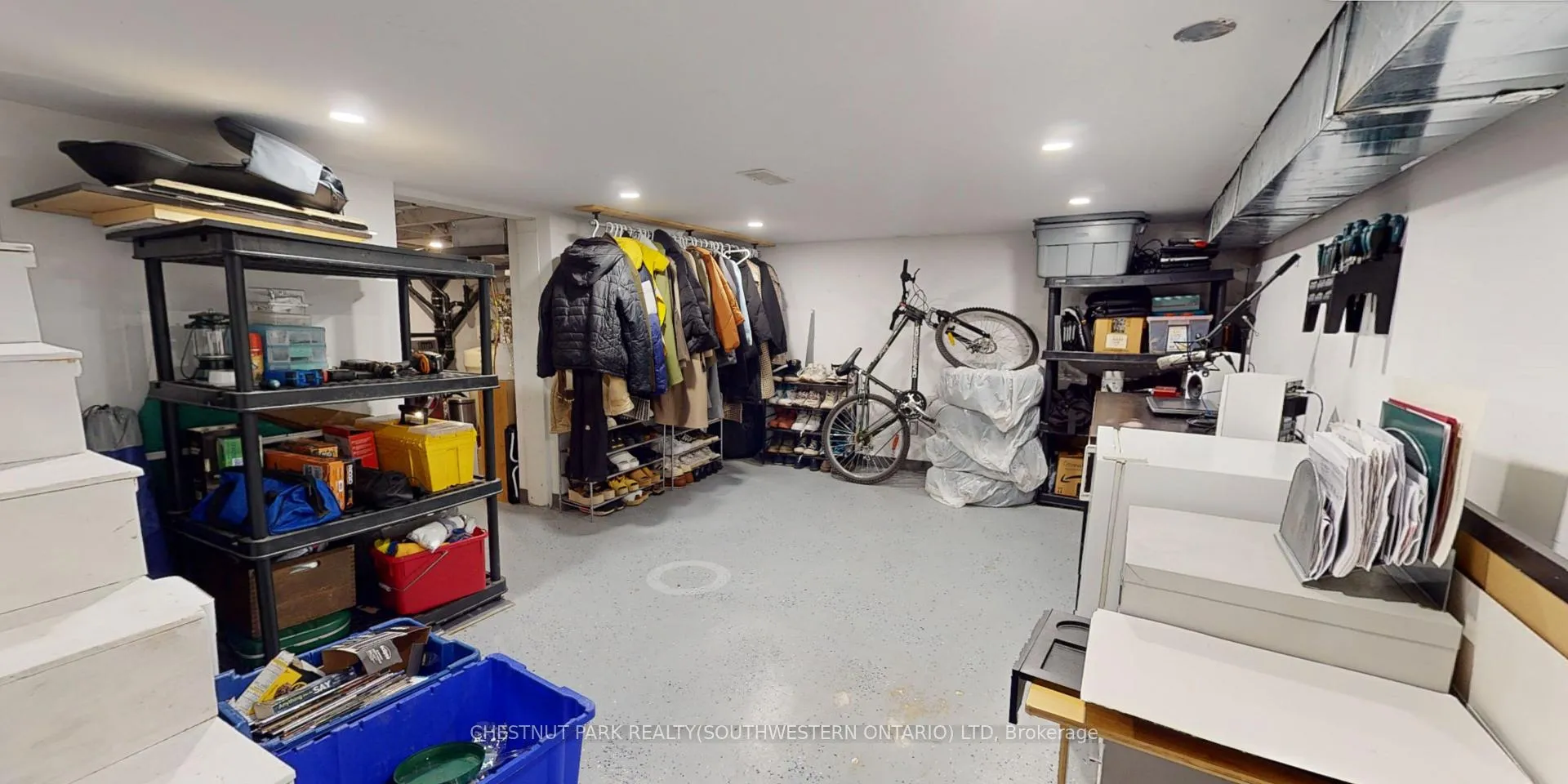 Photo 37 of 31 Andrew Street, Kitchener — HOMEH