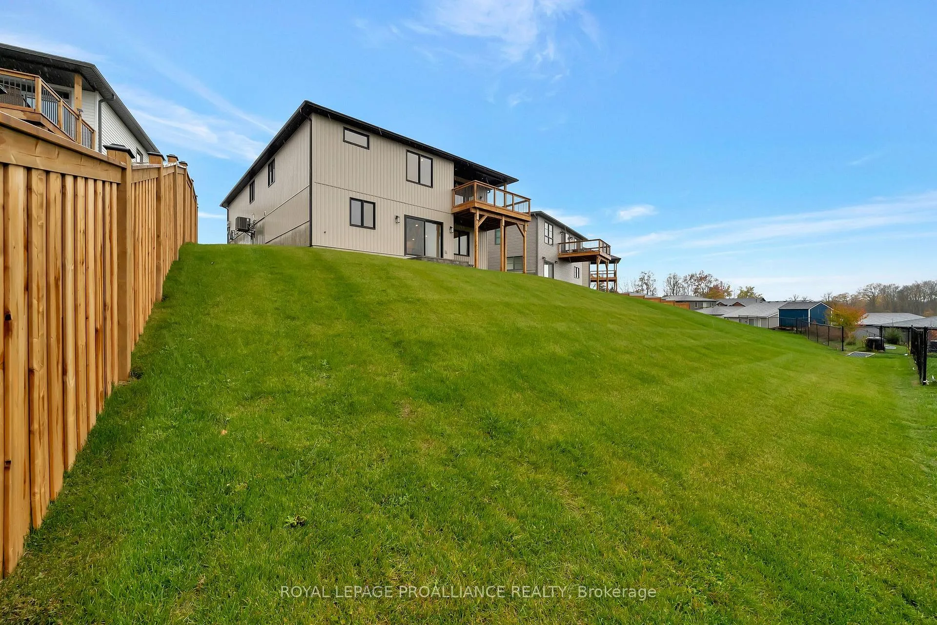 Photo 49 of 34 Meagan Lane, Quinte West, Frankford Ward — HOMEH
