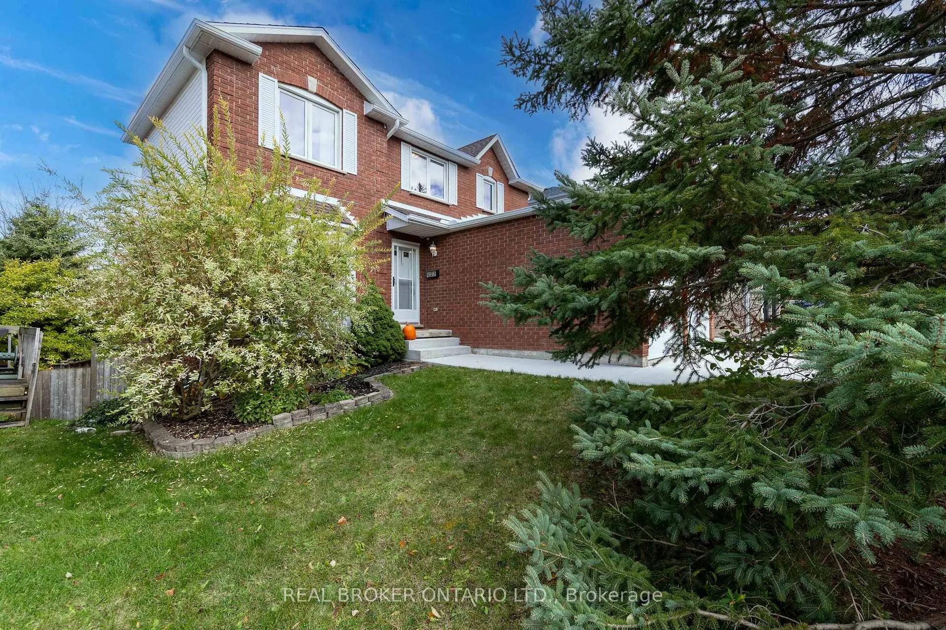 Photo 3 of 147 General Drive, Kitchener — HOMEH