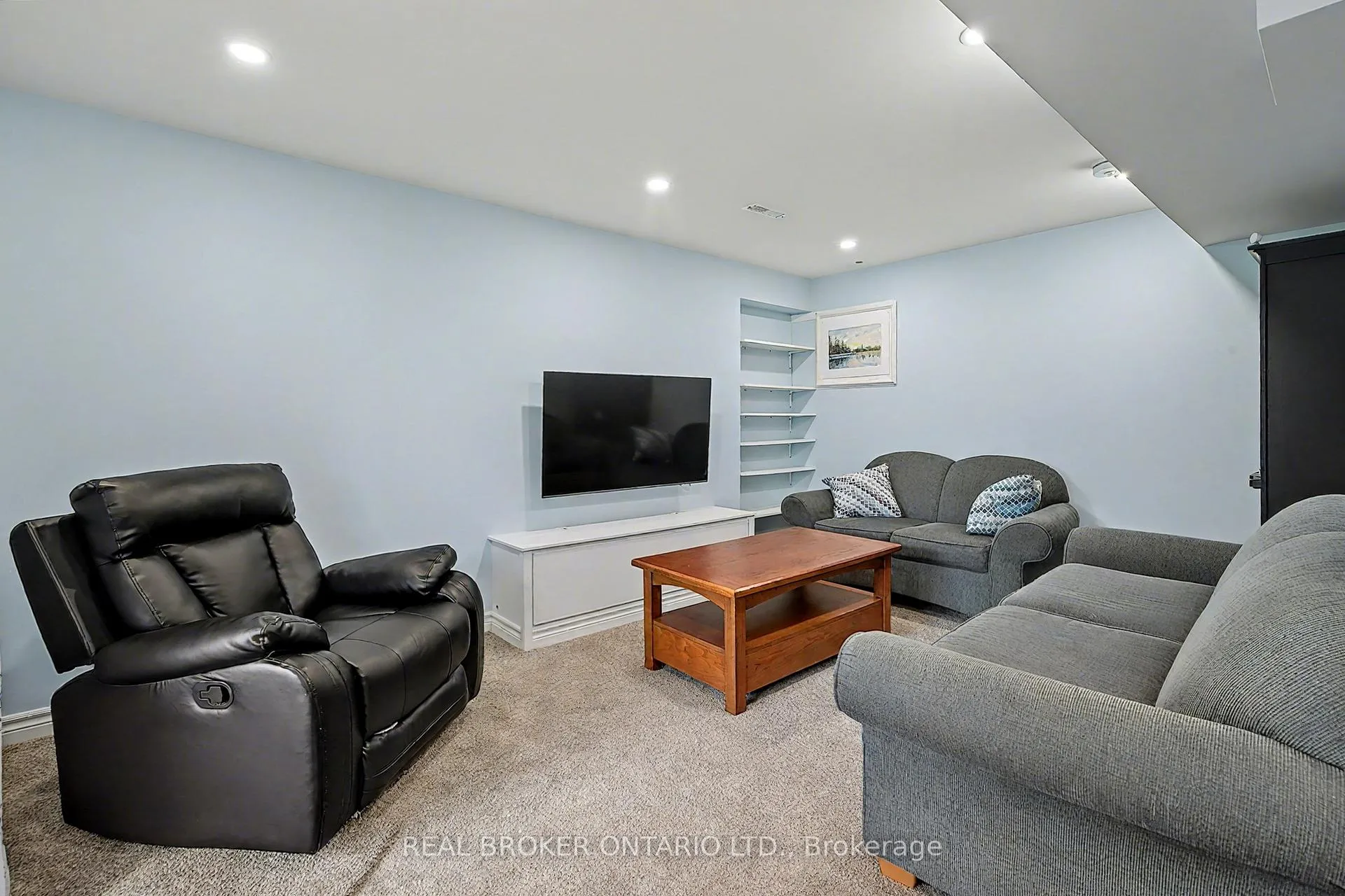 Photo 27 of 147 General Drive, Kitchener — HOMEH
