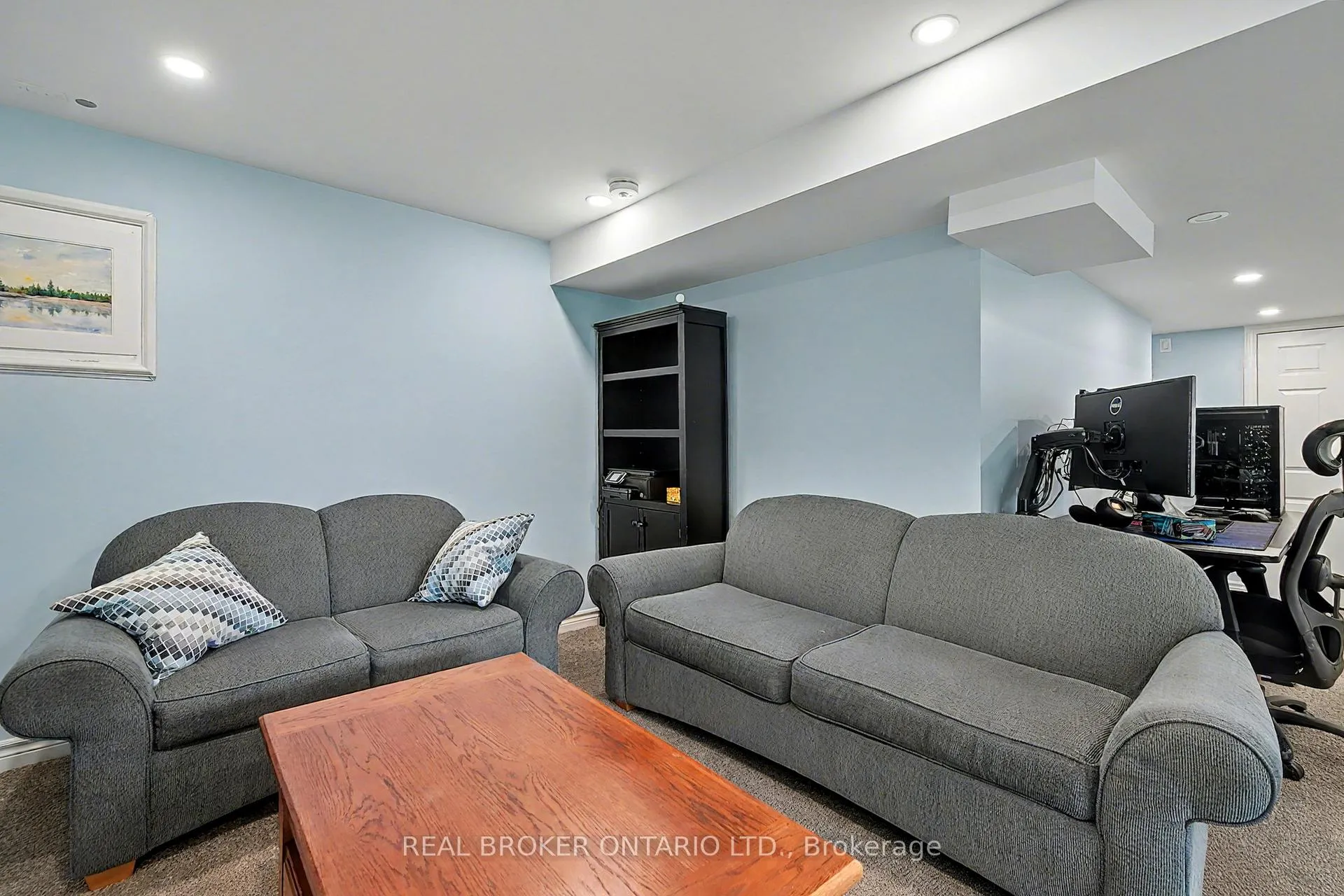 Photo 29 of 147 General Drive, Kitchener — HOMEH