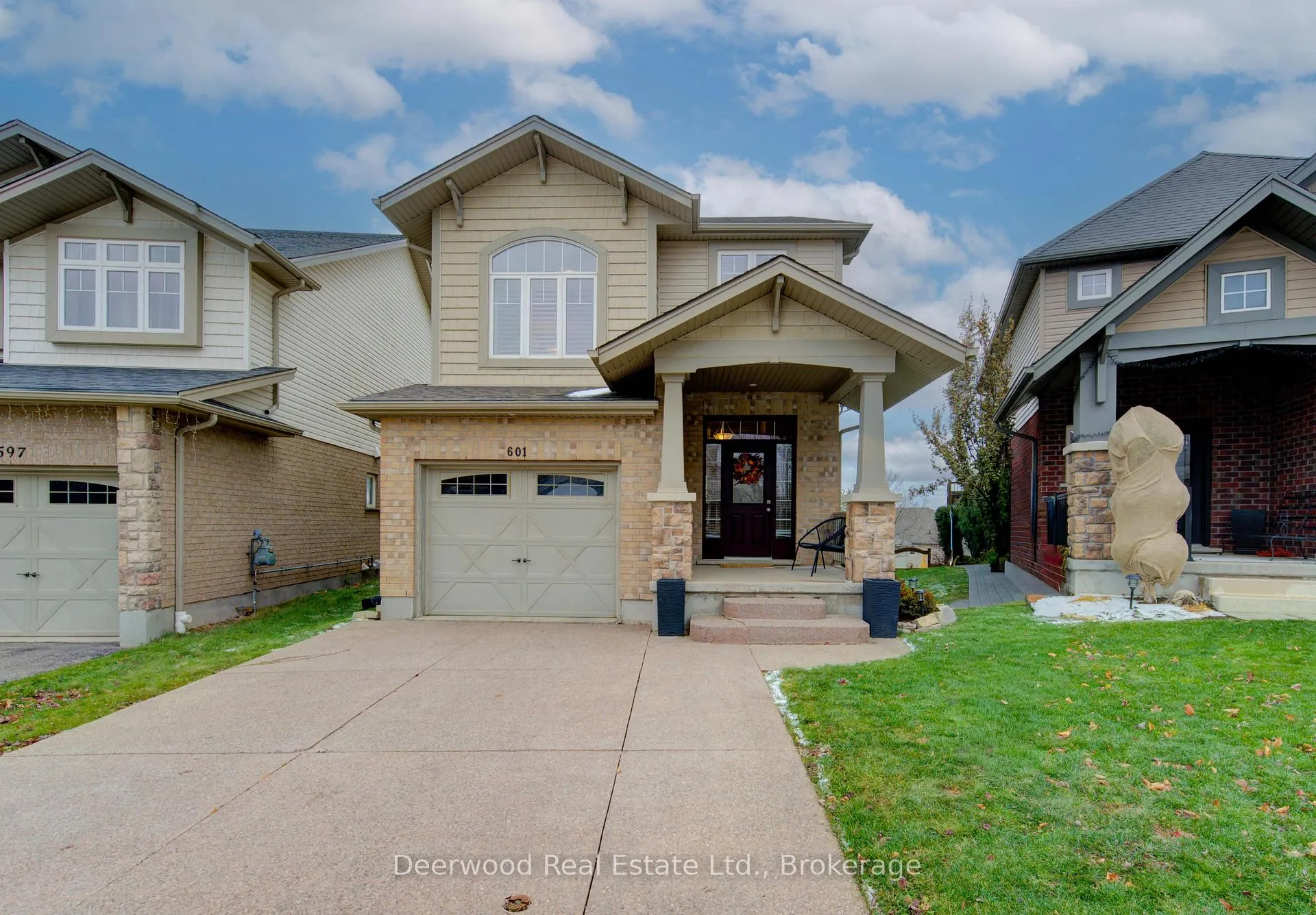 Photo 1 of 601 Isaiah Crescent, Kitchener — HOMEH