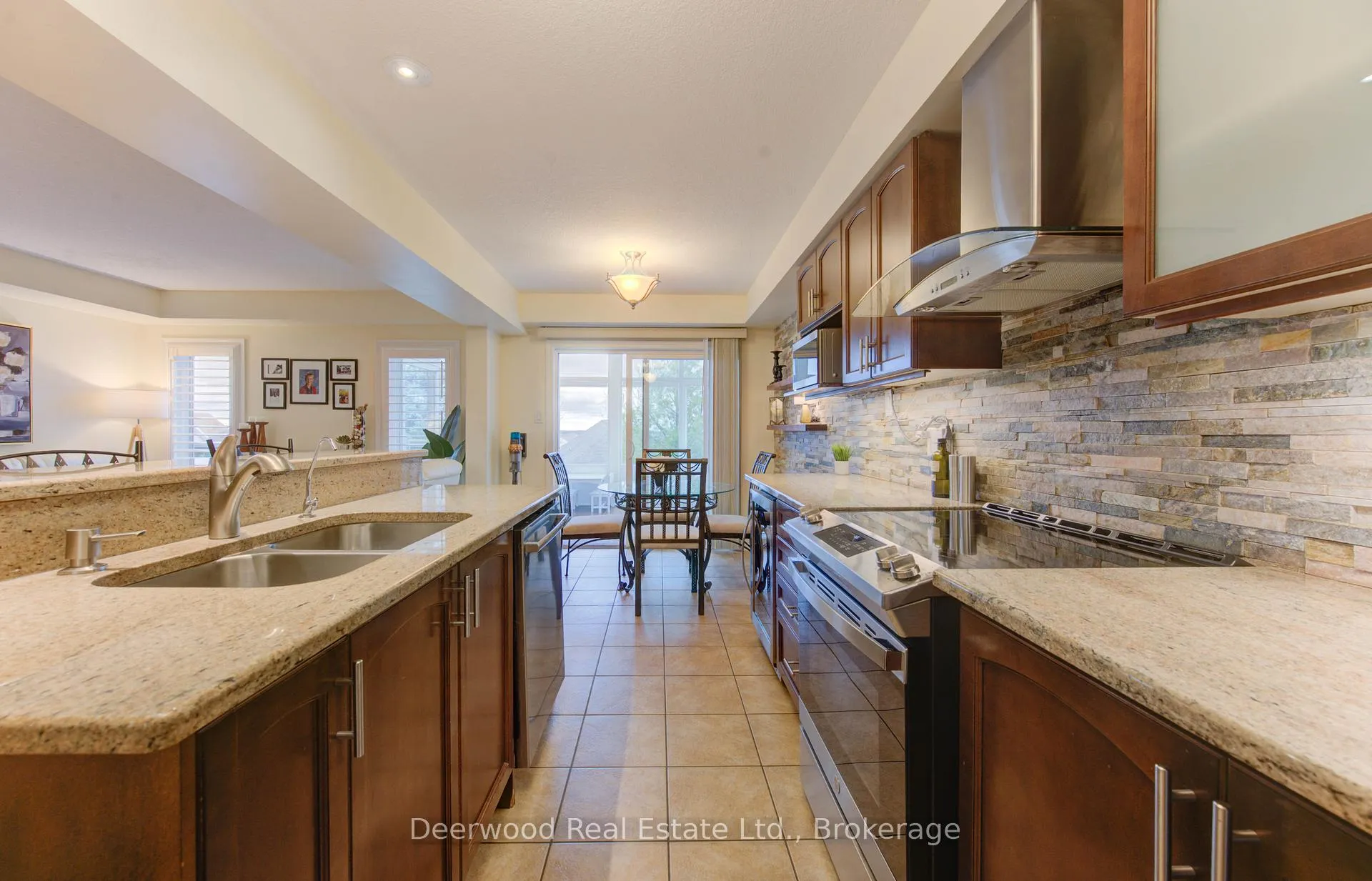 Photo 14 of 601 Isaiah Crescent, Kitchener — HOMEH