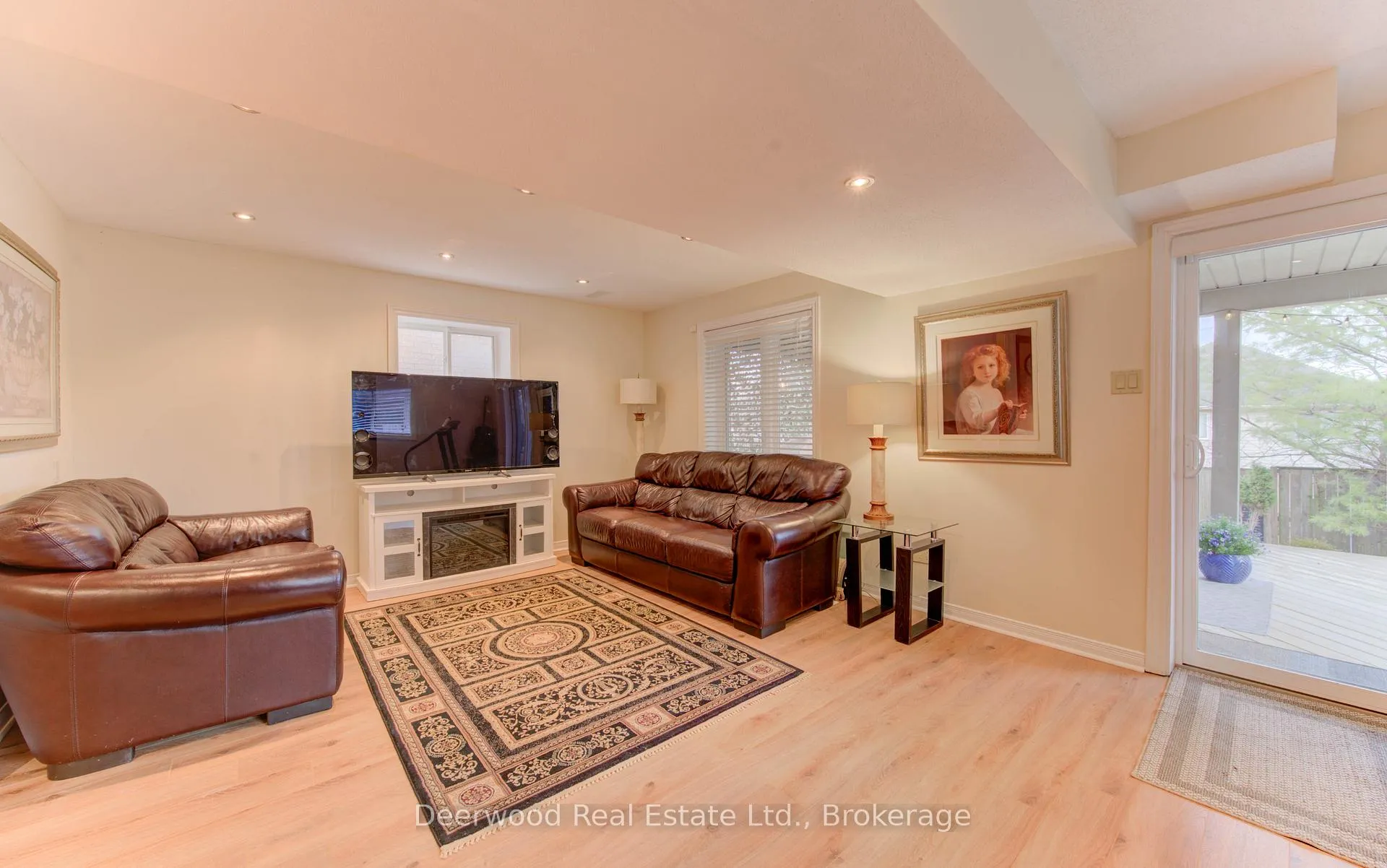 Photo 38 of 601 Isaiah Crescent, Kitchener — HOMEH