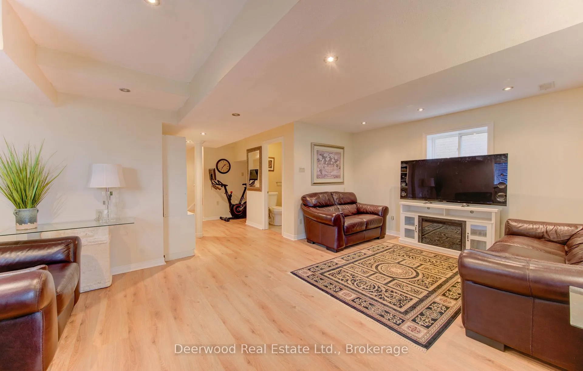 Photo 39 of 601 Isaiah Crescent, Kitchener — HOMEH