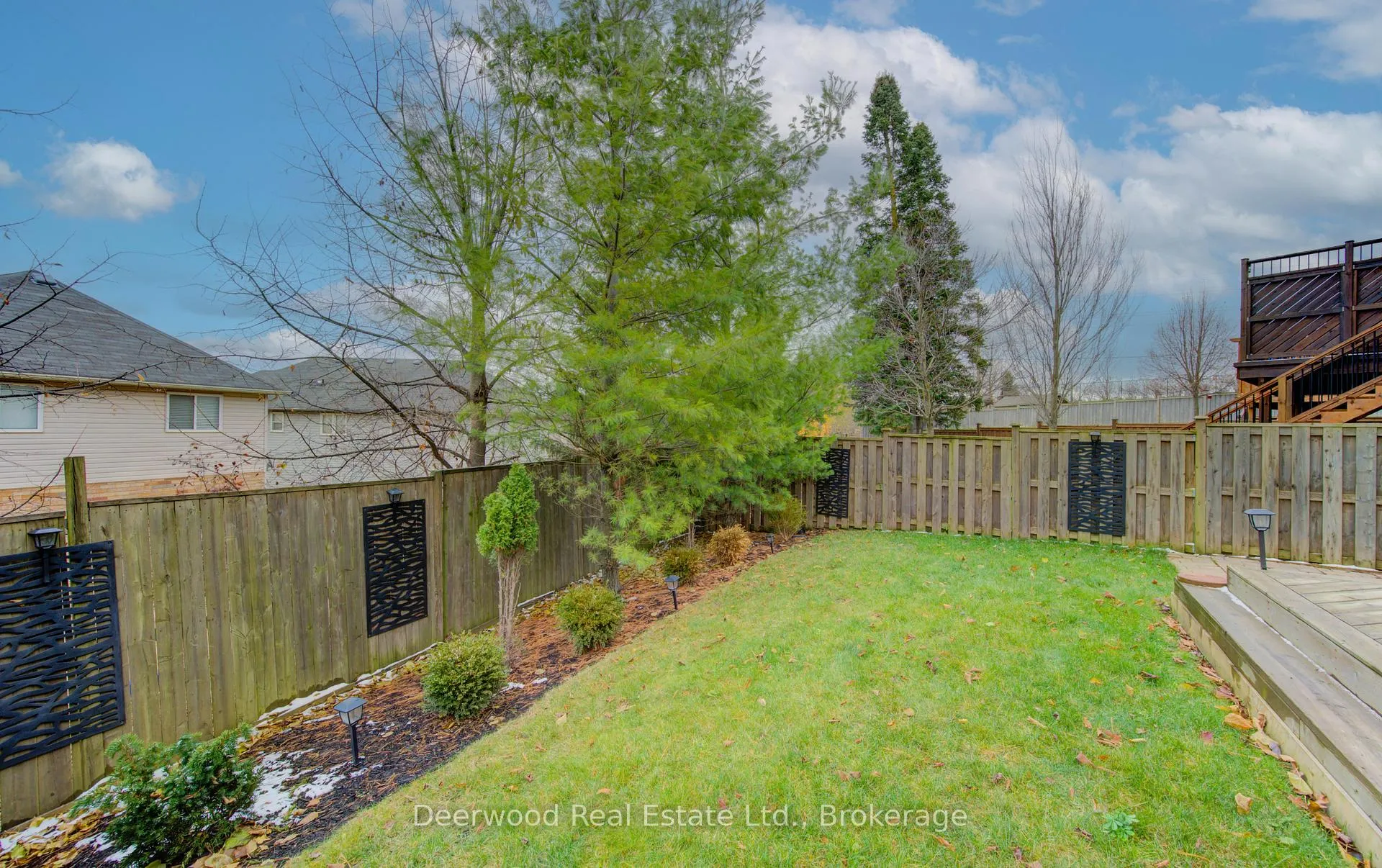 Photo 43 of 601 Isaiah Crescent, Kitchener — HOMEH