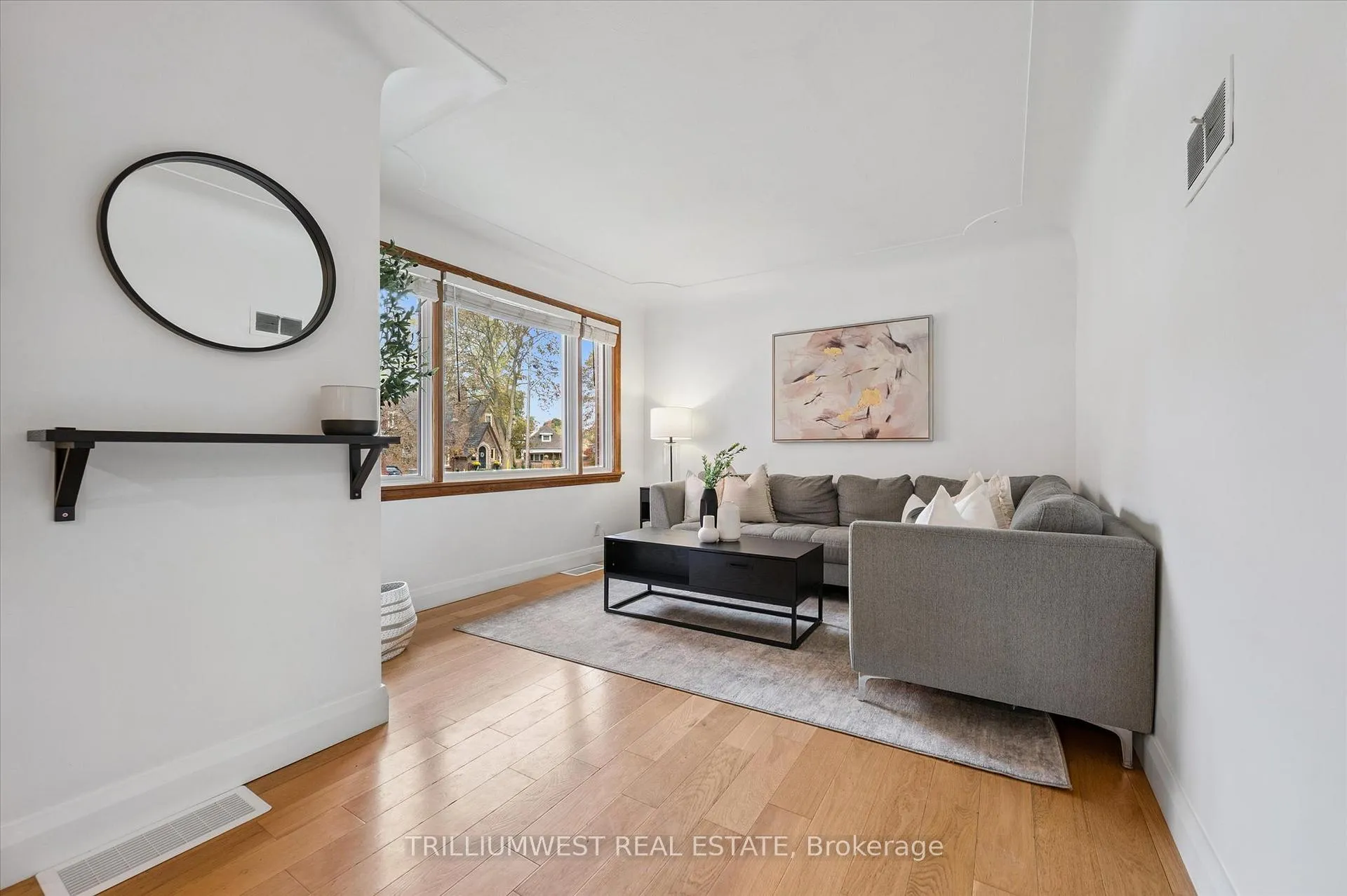 Photo 6 of 131 Roger Street, Waterloo — HOMEH