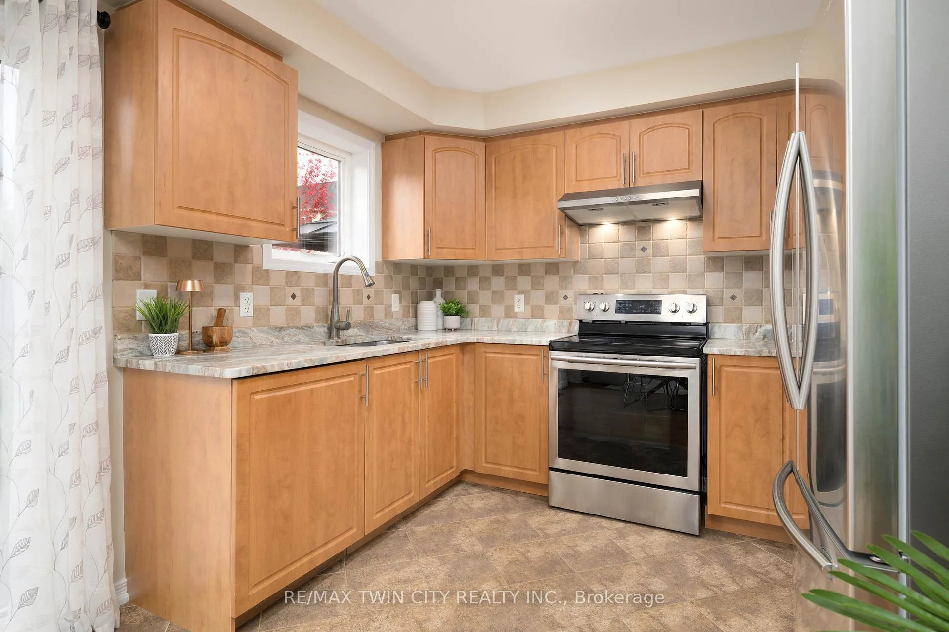 Photo 10 of 18 Tilbury Street, Woolwich, Breslau — HOMEH