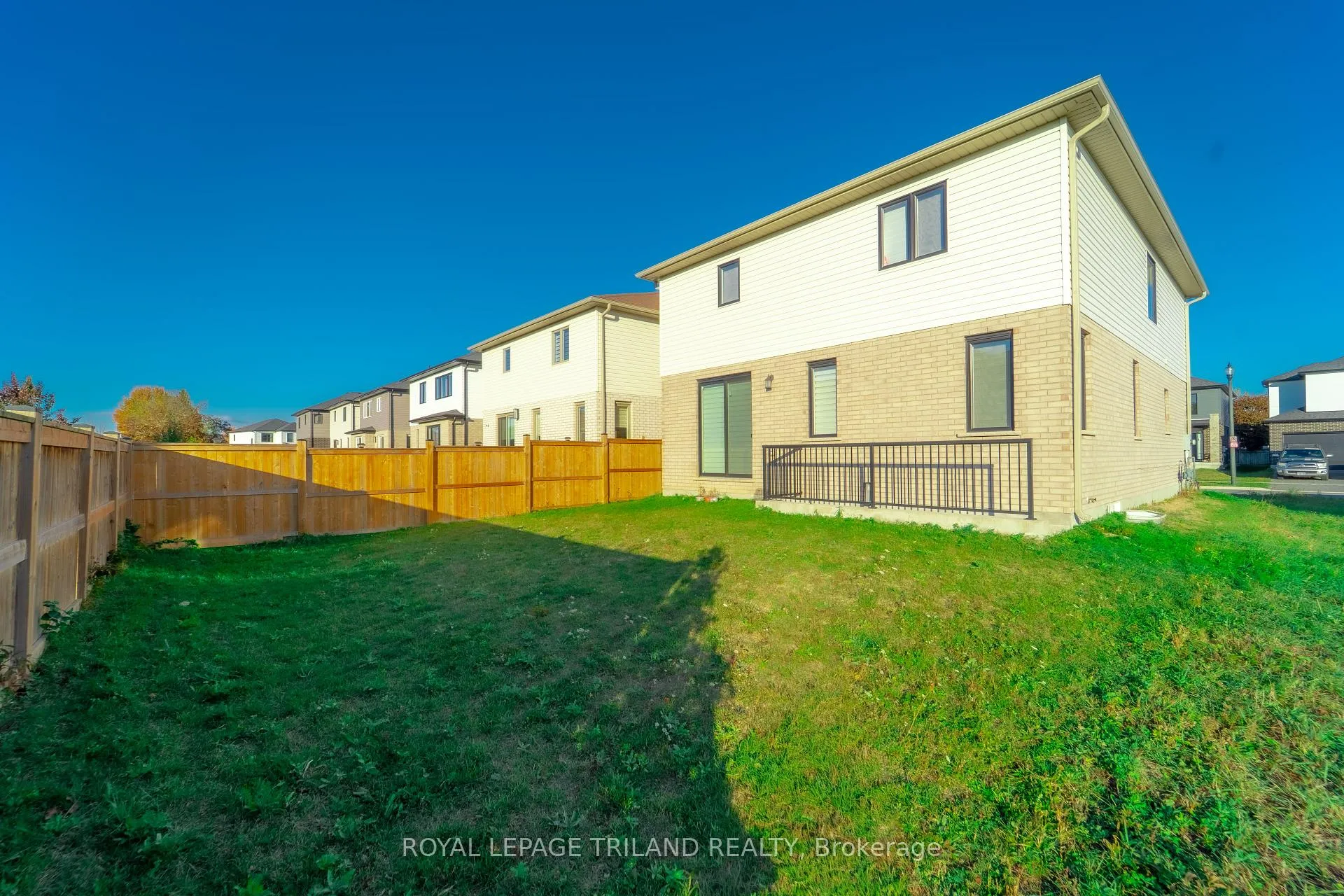 Photo 6 of 7 Welch Court, St. Thomas — HOMEH