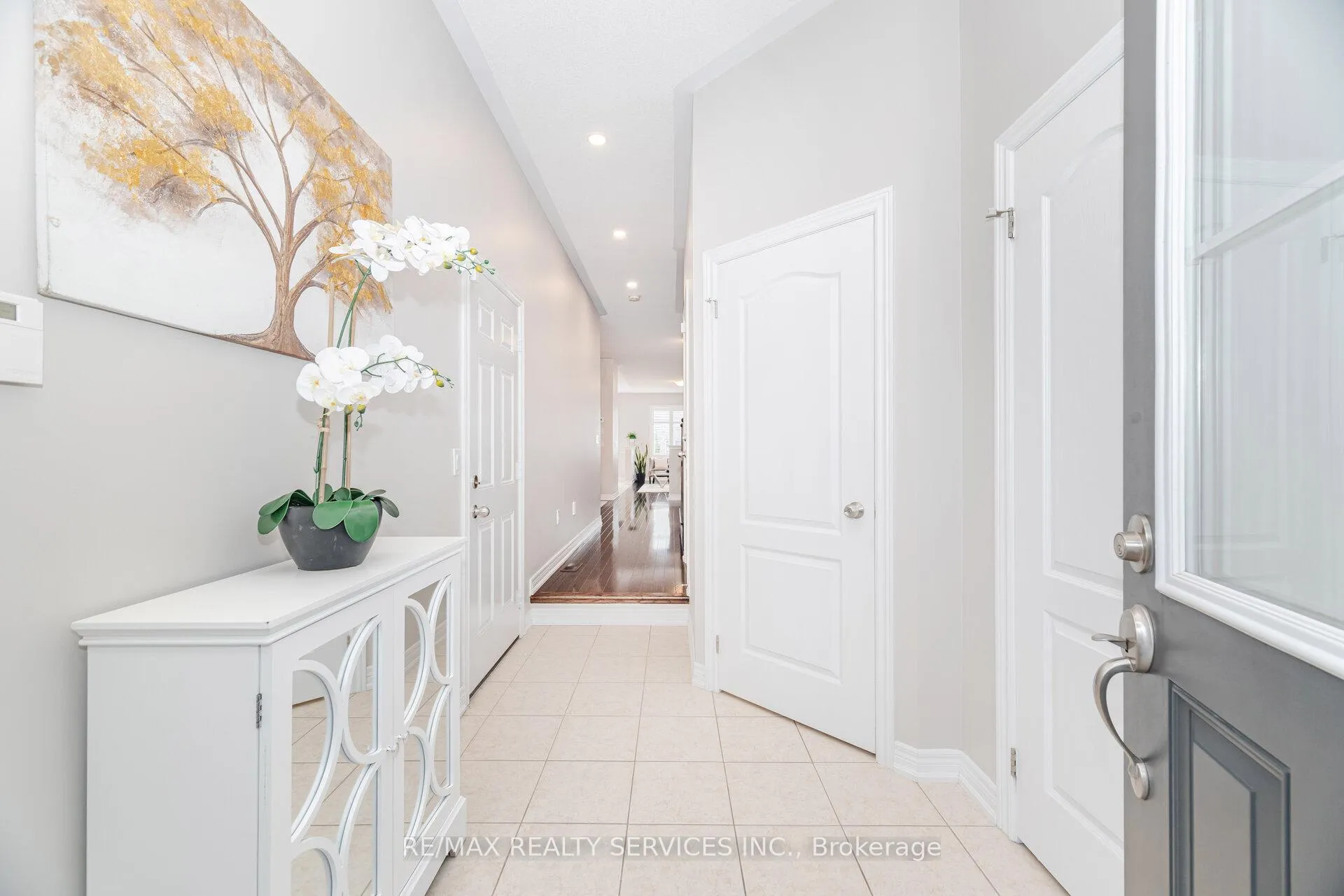 Photo 2 of 20 Zephyr Road, Caledon, Rural Caledon — HOMEH