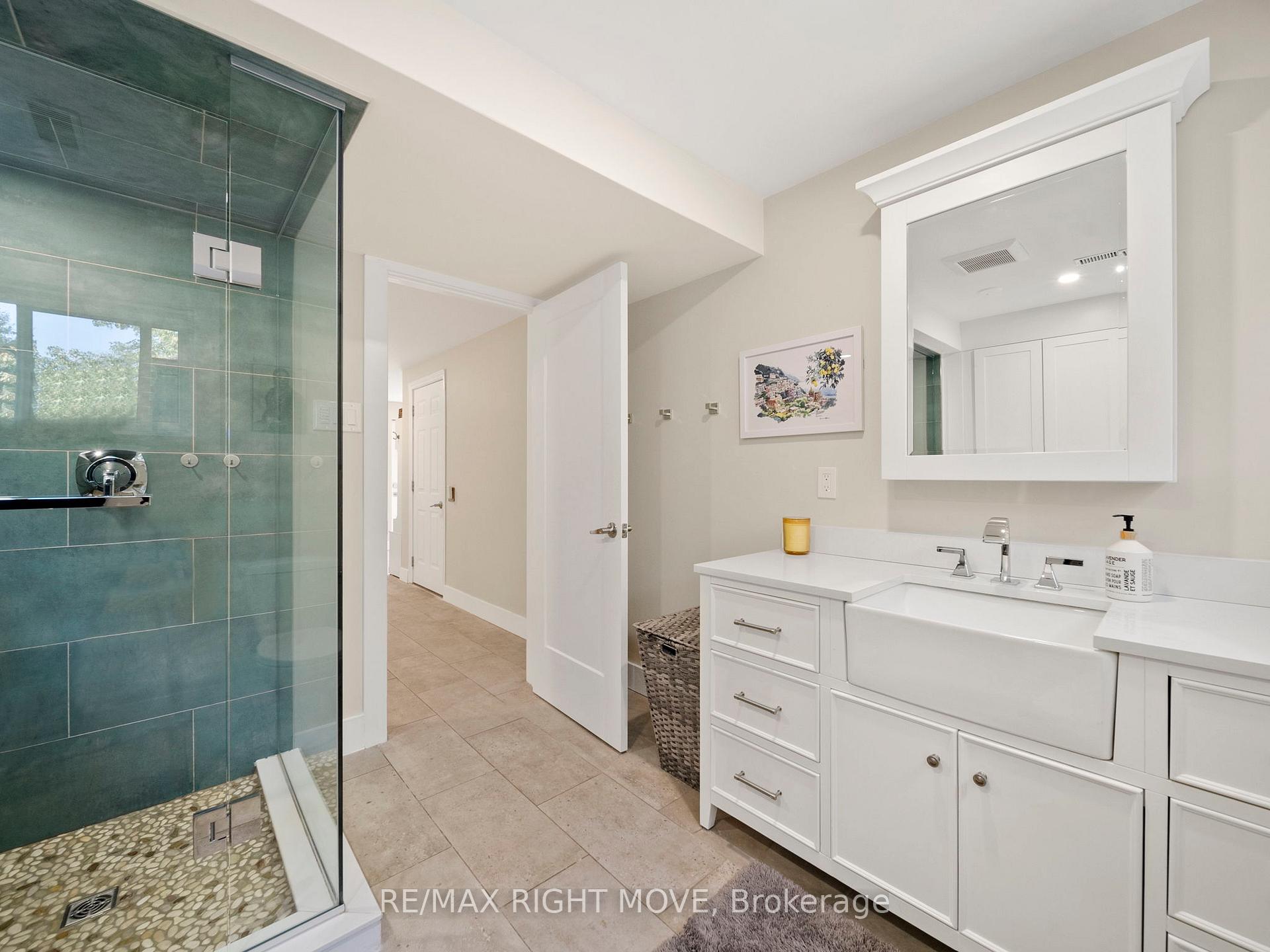 Photo 30 of 16 Greenfield Avenue, Barrie, Allandale Heights — HOMEH