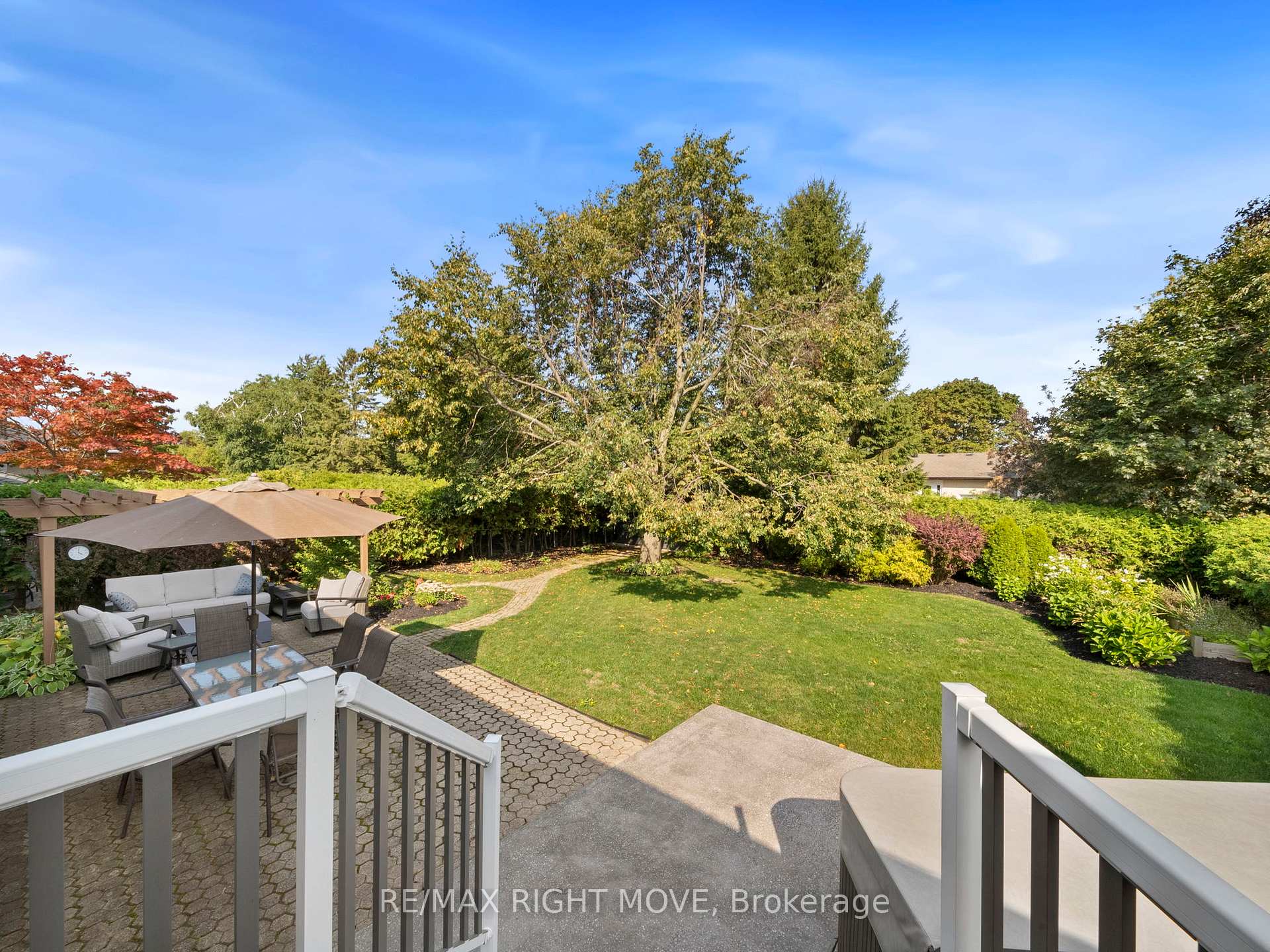 Photo 33 of 16 Greenfield Avenue, Barrie, Allandale Heights — HOMEH
