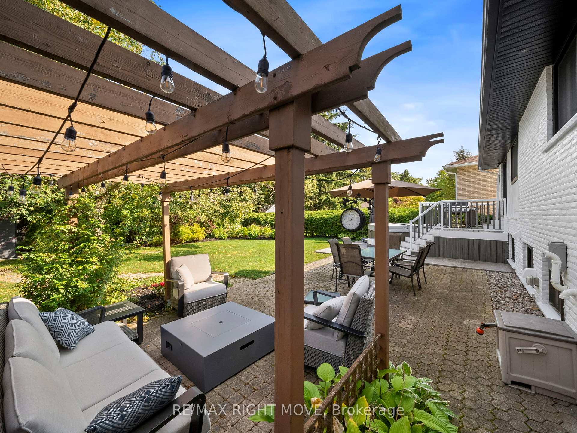 Photo 38 of 16 Greenfield Avenue, Barrie, Allandale Heights — HOMEH