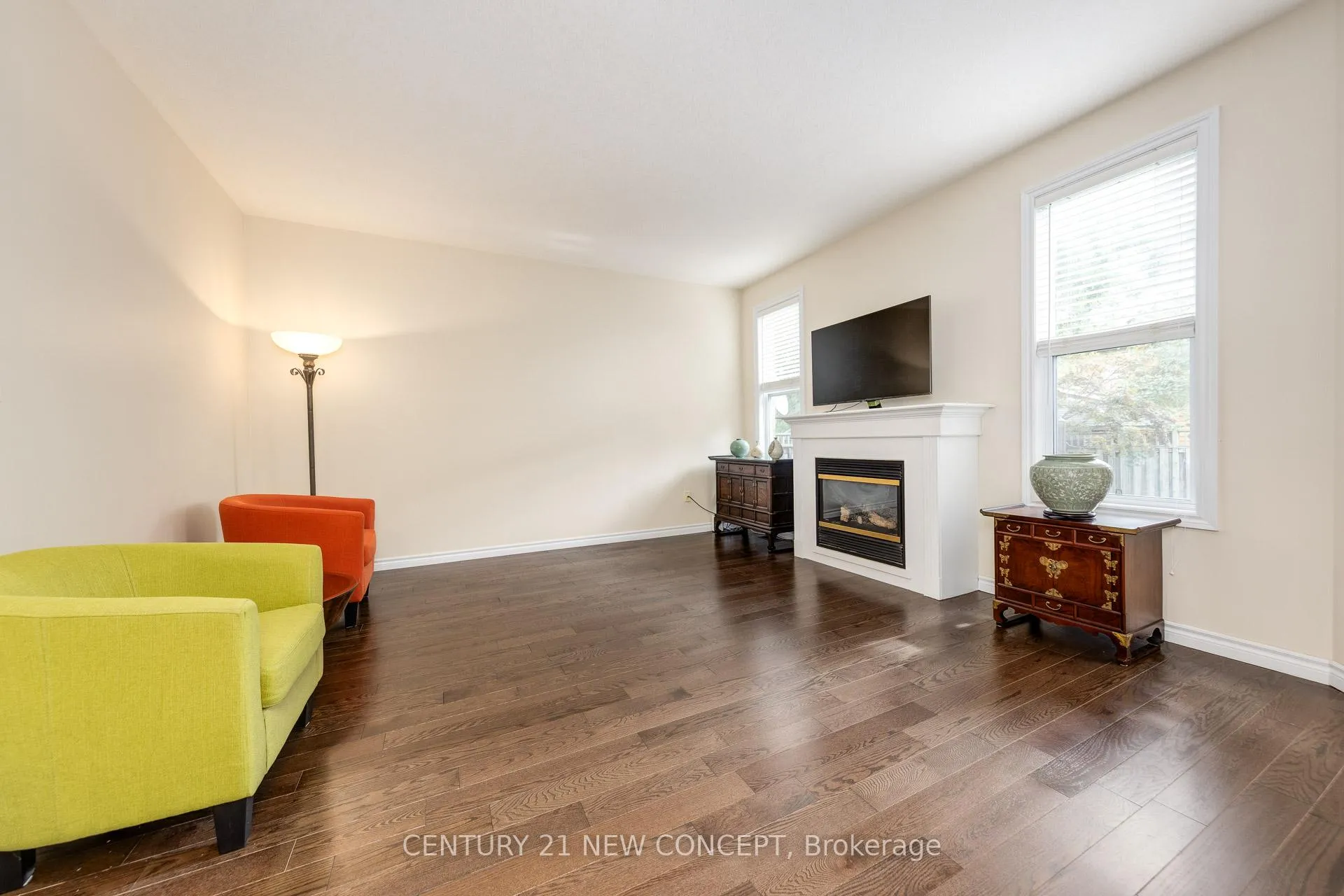 Photo 12 of 47 Coopershawk Street, Kitchener — HOMEH