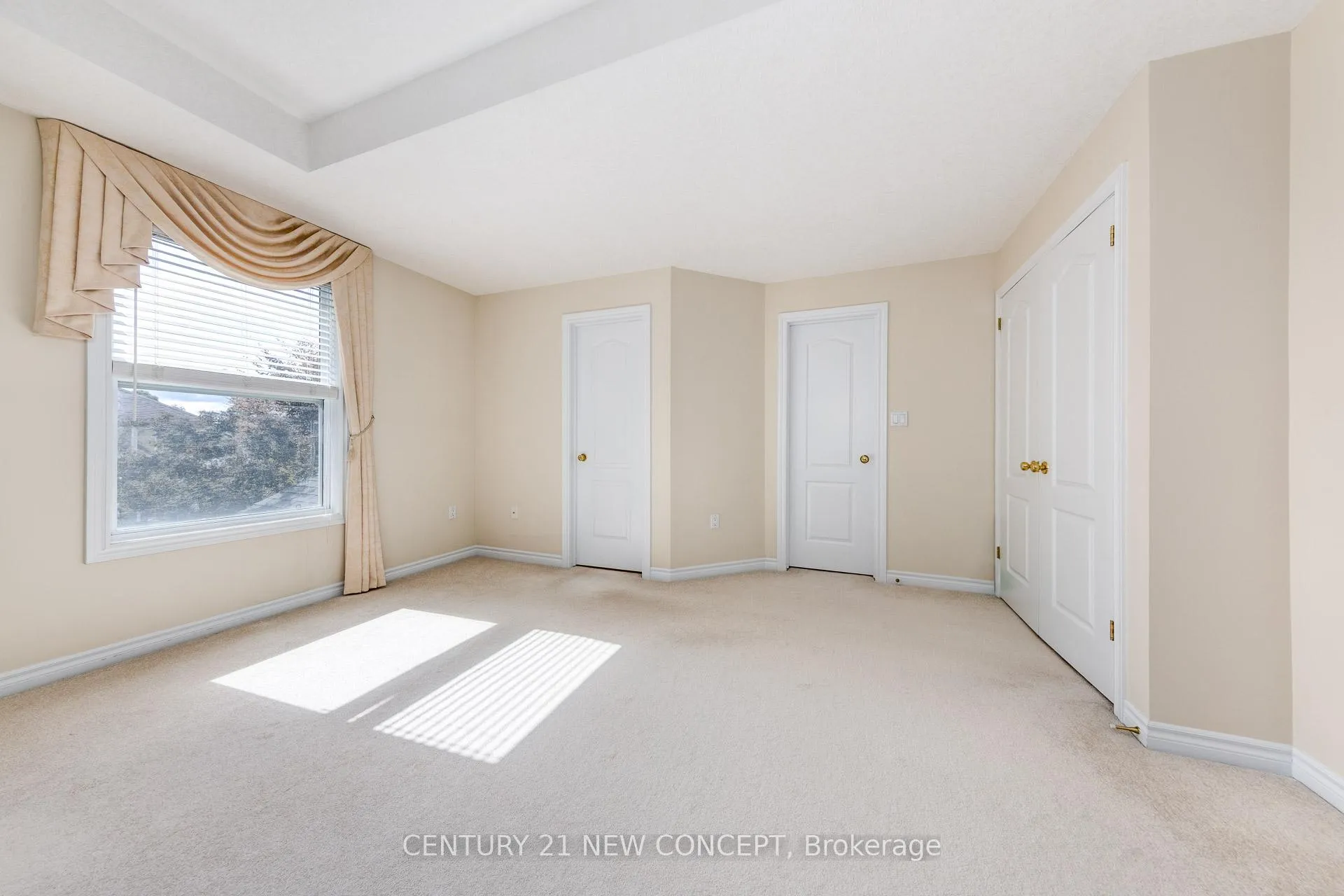 Photo 28 of 47 Coopershawk Street, Kitchener — HOMEH