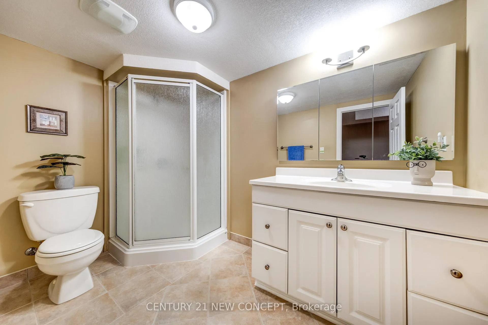 Photo 41 of 47 Coopershawk Street, Kitchener — HOMEH