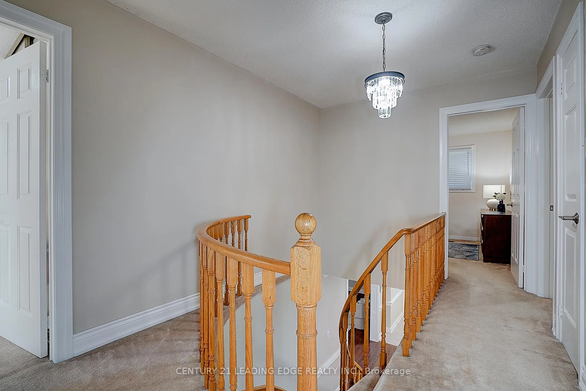 Photo 21 of 27 Sawyer Crescent, Markham, Markham Village — HOMEH