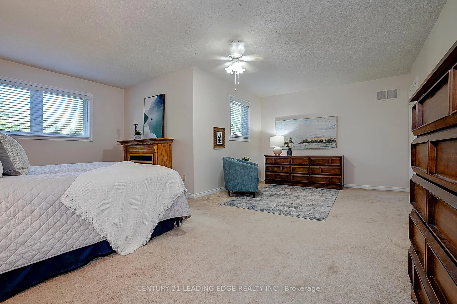 Photo 23 of 27 Sawyer Crescent, Markham, Markham Village — HOMEH