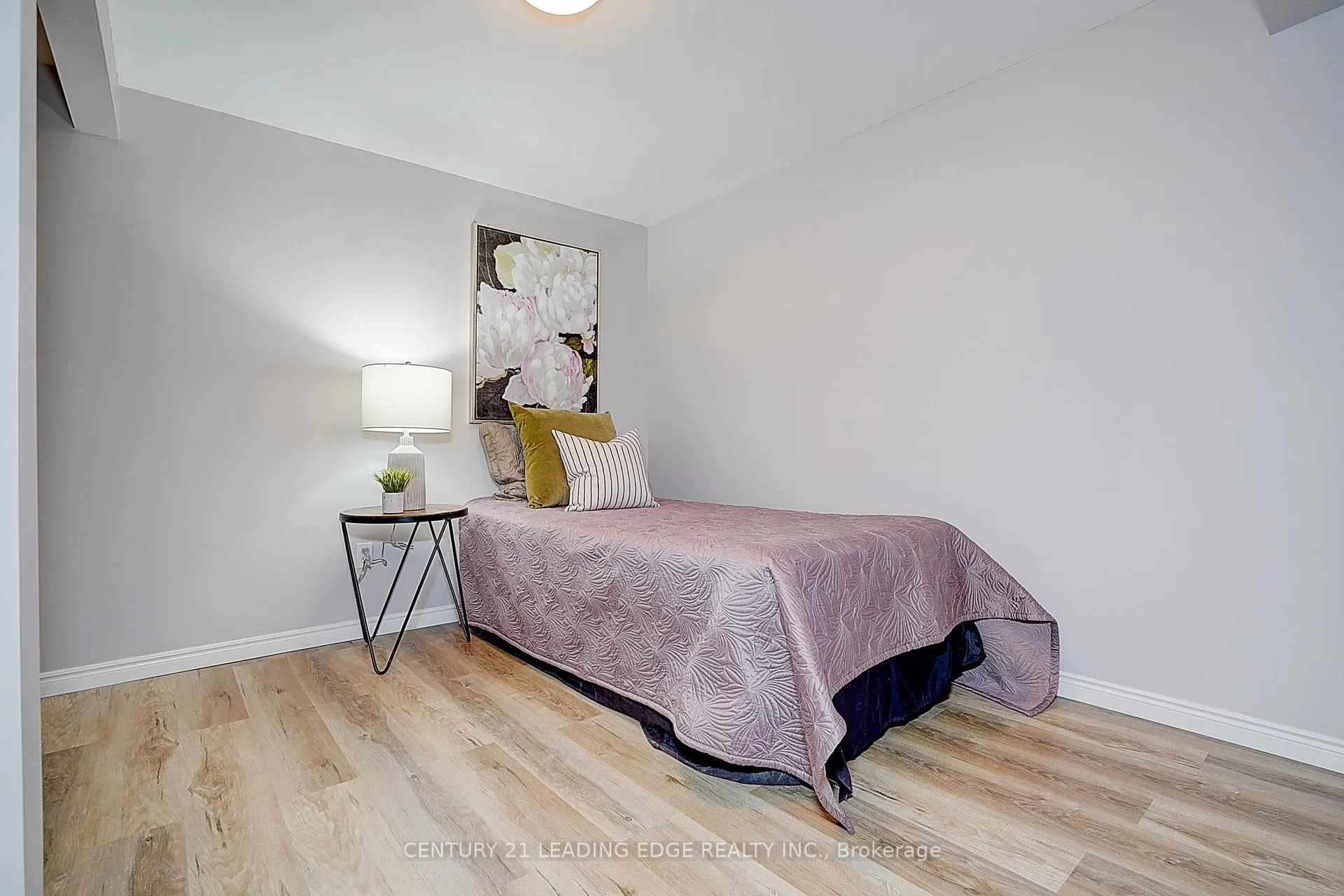 Photo 34 of 27 Sawyer Crescent, Markham, Markham Village — HOMEH