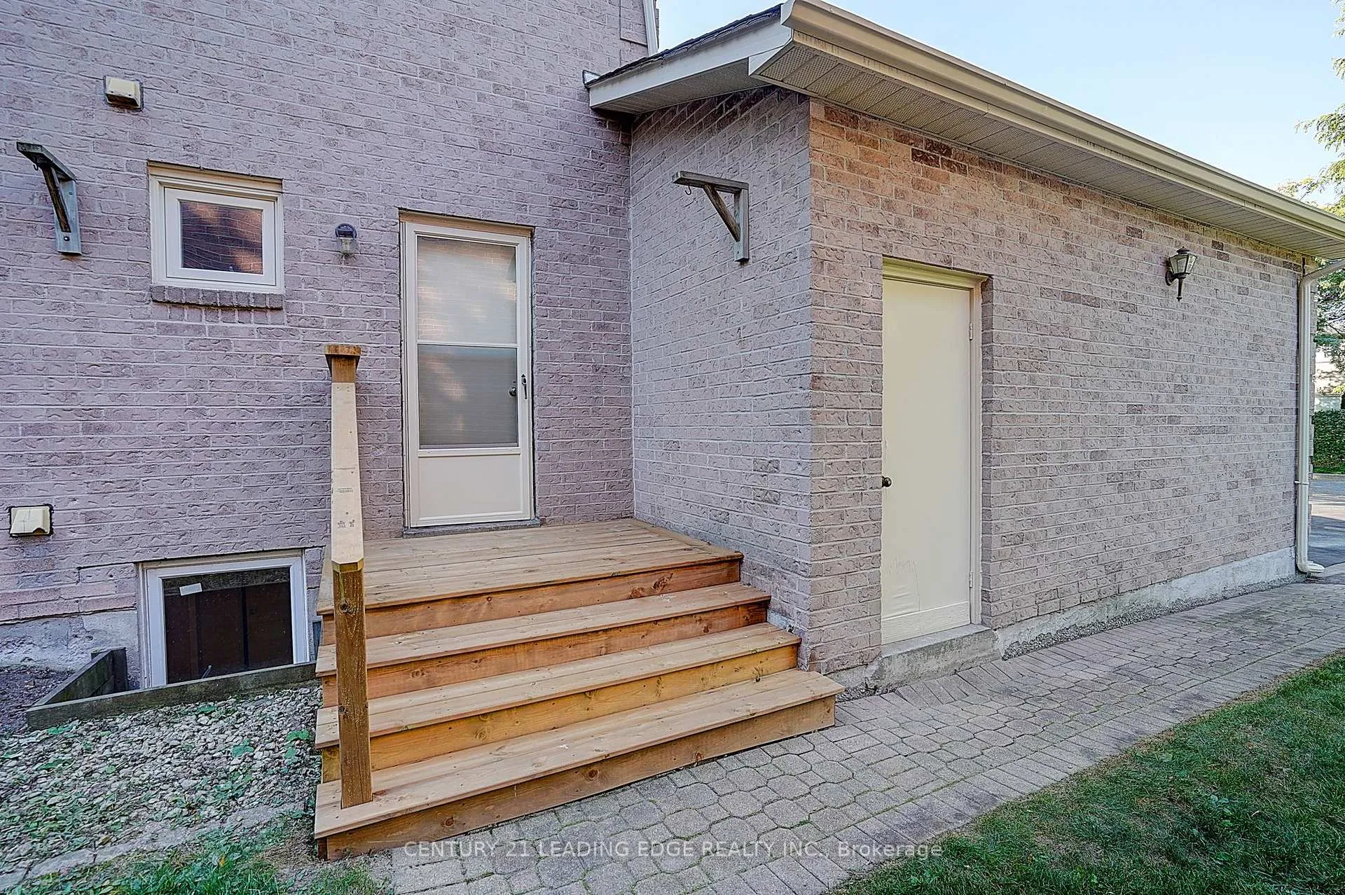 Photo 46 of 27 Sawyer Crescent, Markham, Markham Village — HOMEH