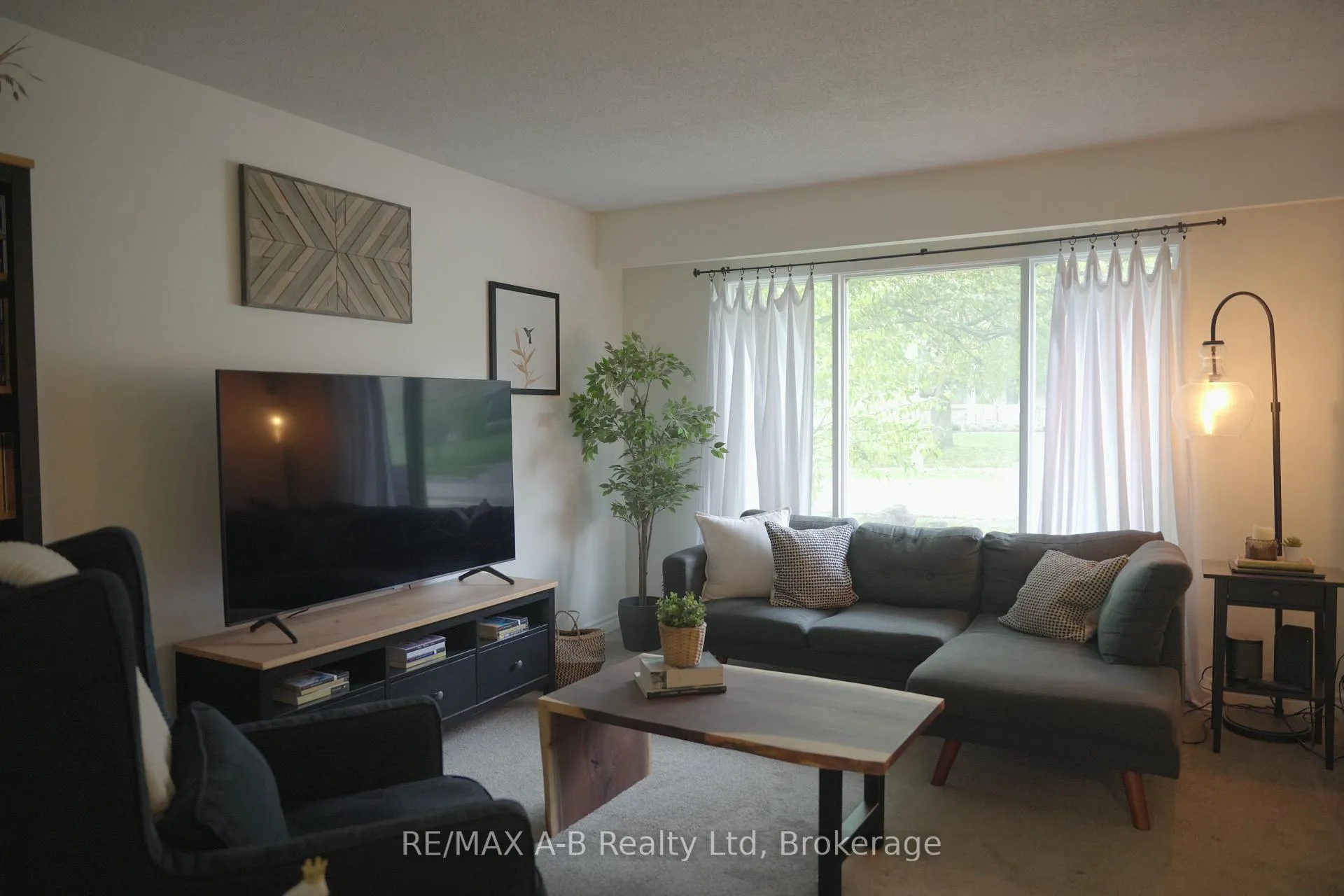 Photo 5 of Unit A, 175 Vermont Street, Waterloo — HOMEH