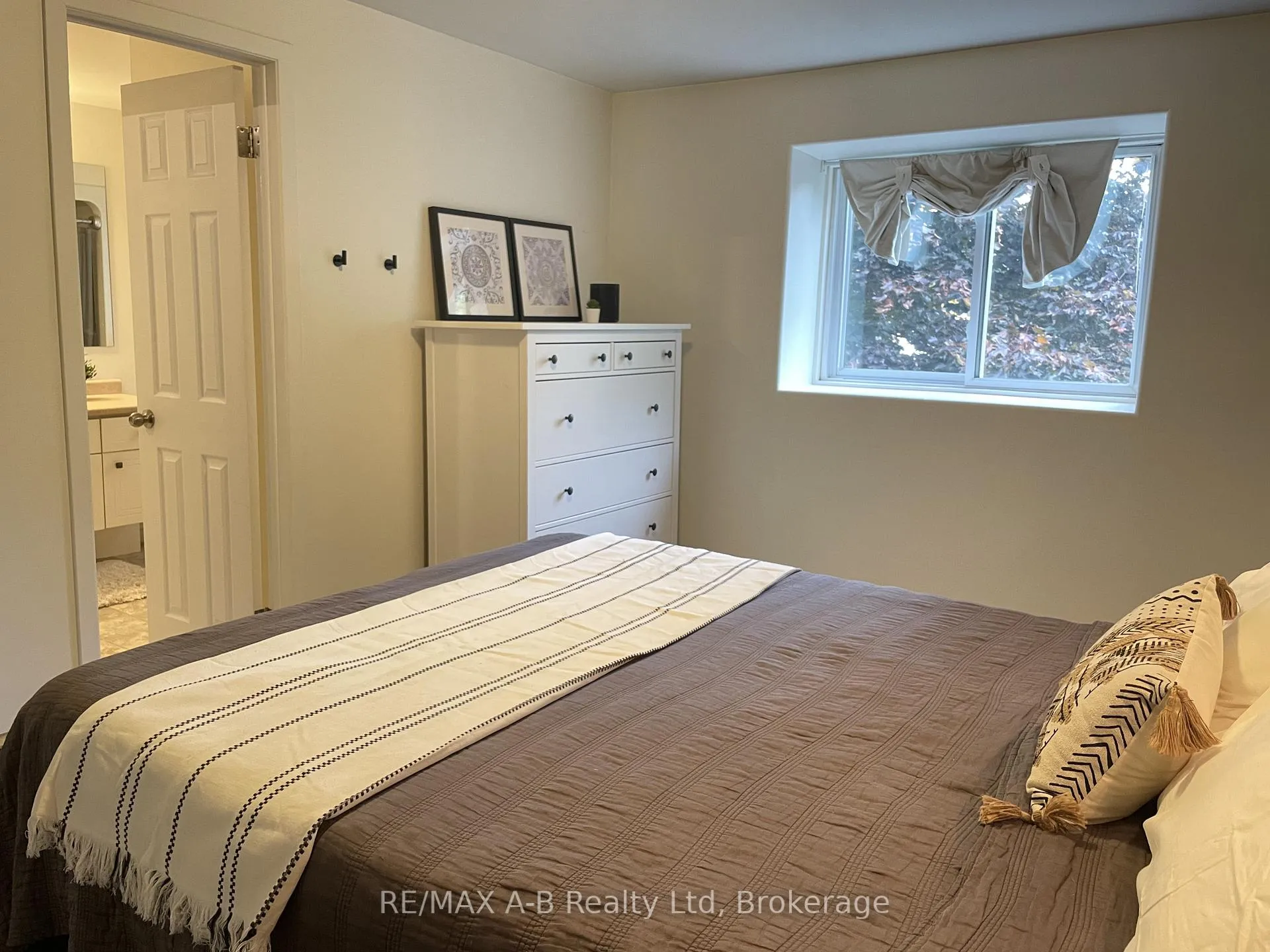 Photo 18 of Unit A, 175 Vermont Street, Waterloo — HOMEH