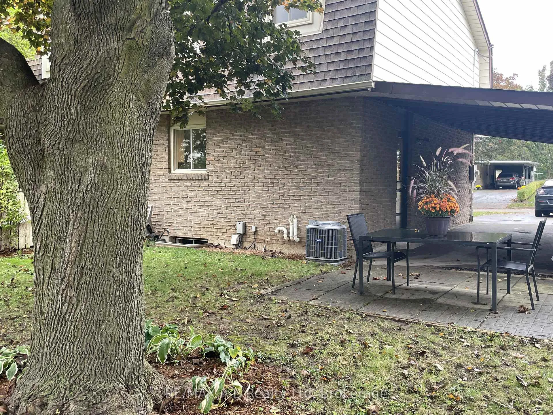 Photo 35 of Unit A, 175 Vermont Street, Waterloo — HOMEH