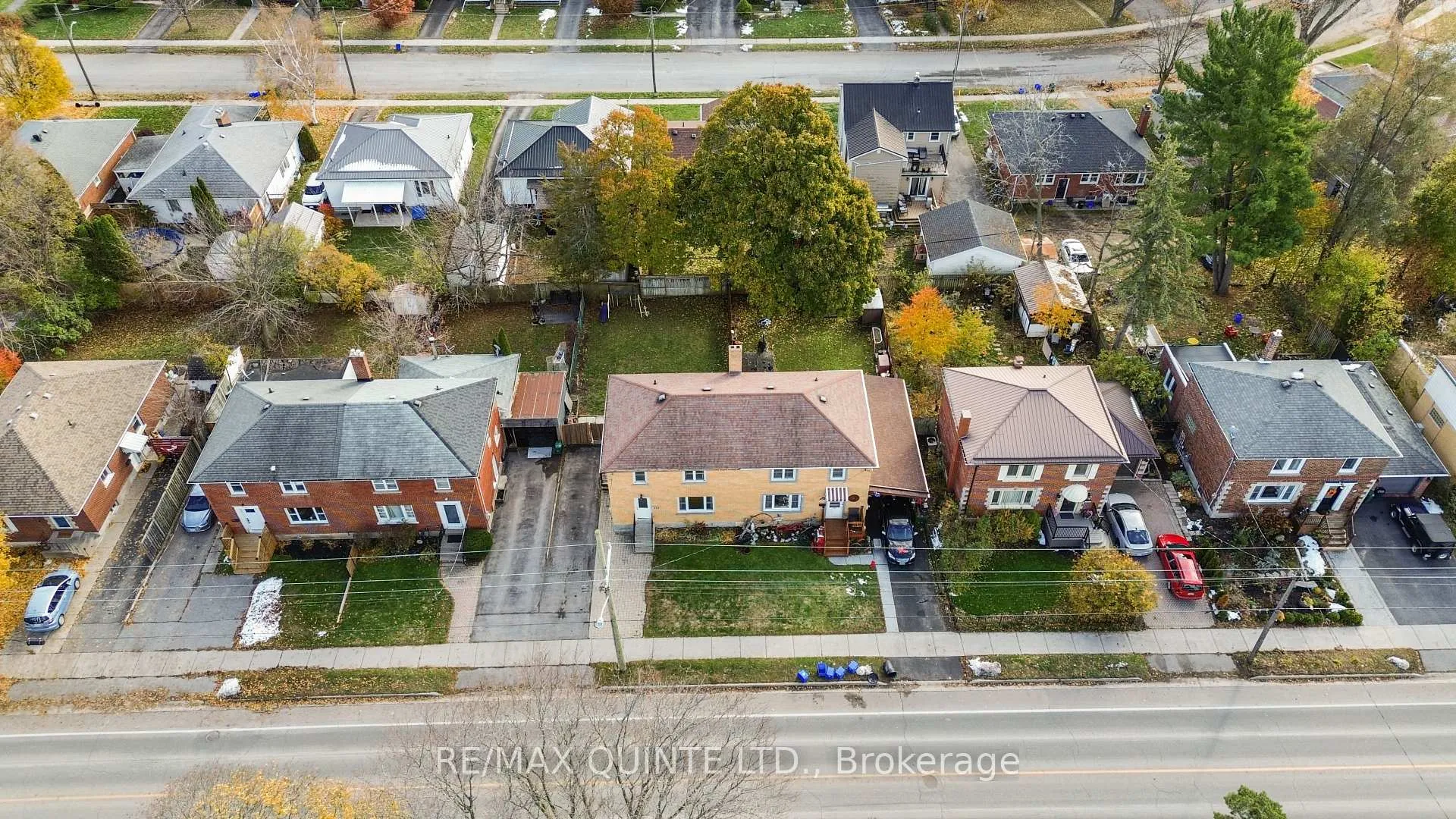 Photo 2 of 329 Bridge Street E, Belleville, Belleville Ward — HOMEH