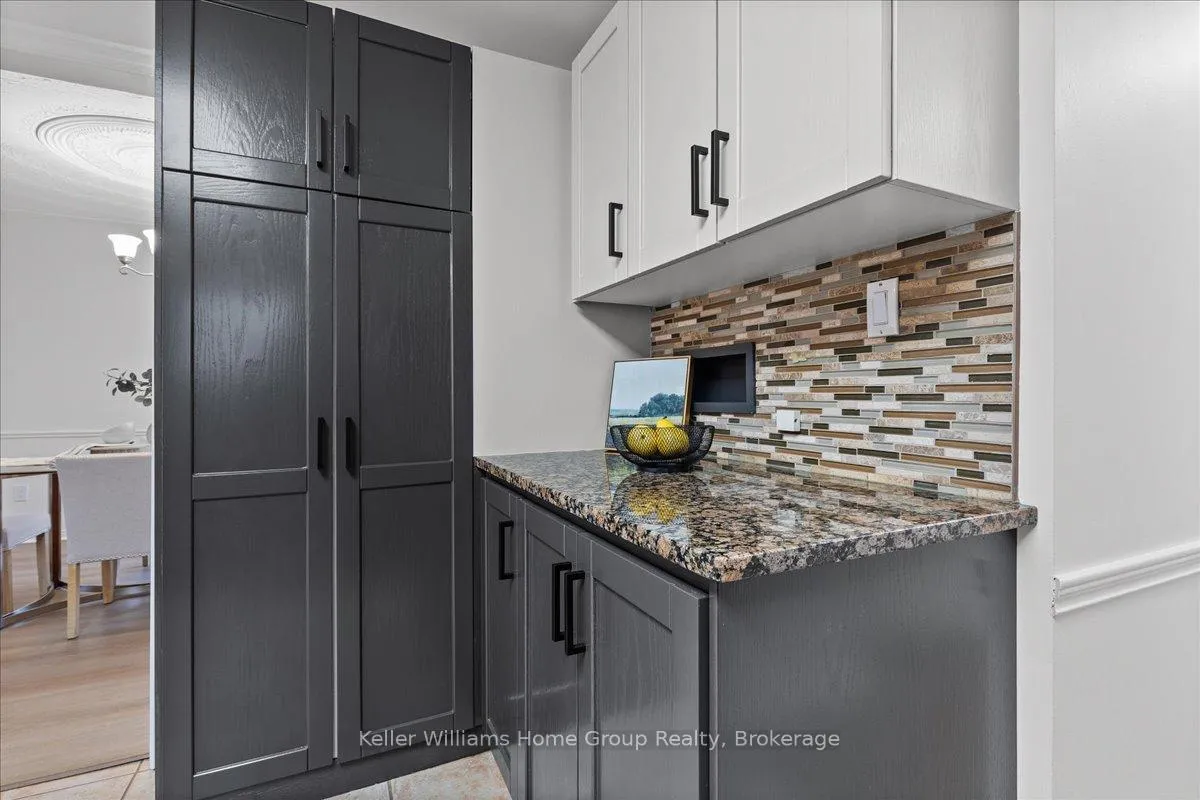 Photo 13 of 113 Rushbrook Drive, Kitchener — HOMEH