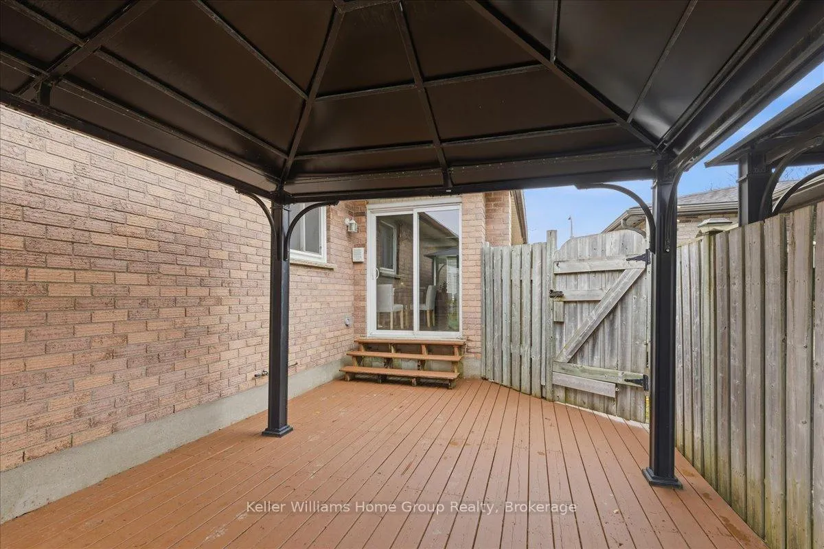 Photo 34 of 113 Rushbrook Drive, Kitchener — HOMEH
