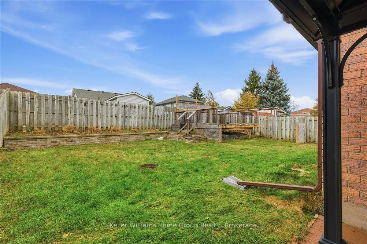 Photo 35 of 113 Rushbrook Drive, Kitchener — HOMEH