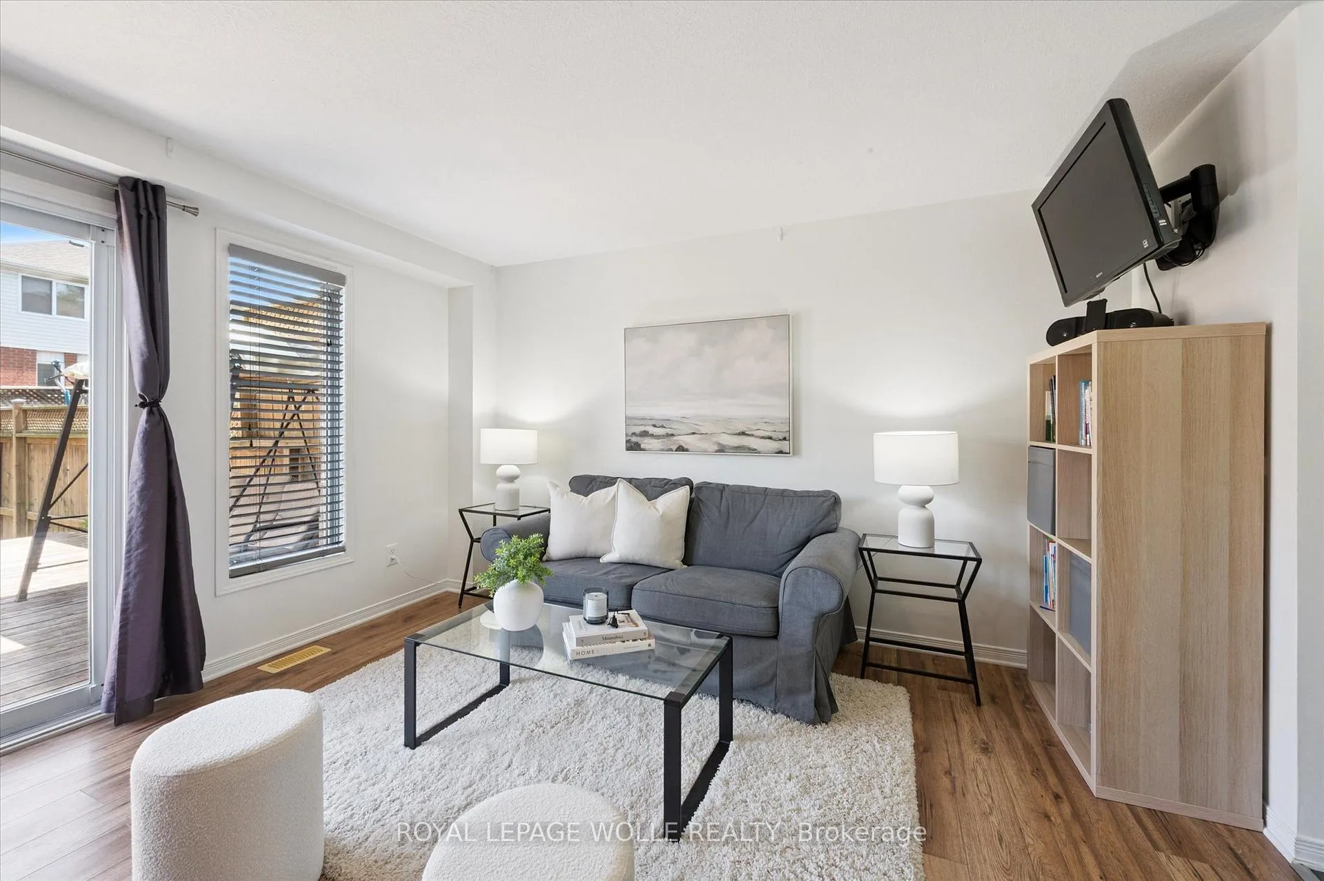 Photo 8 of 132 Donnenwerth Drive, Kitchener — HOMEH