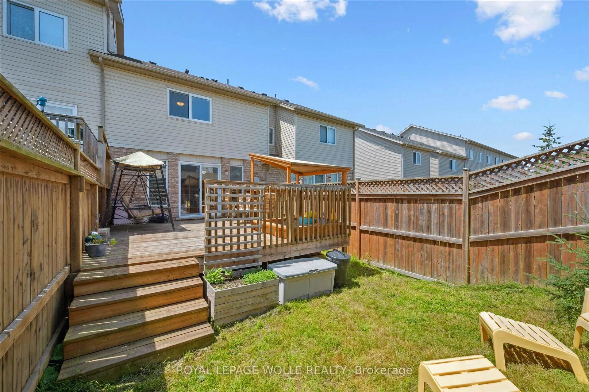 Photo 35 of 132 Donnenwerth Drive, Kitchener — HOMEH