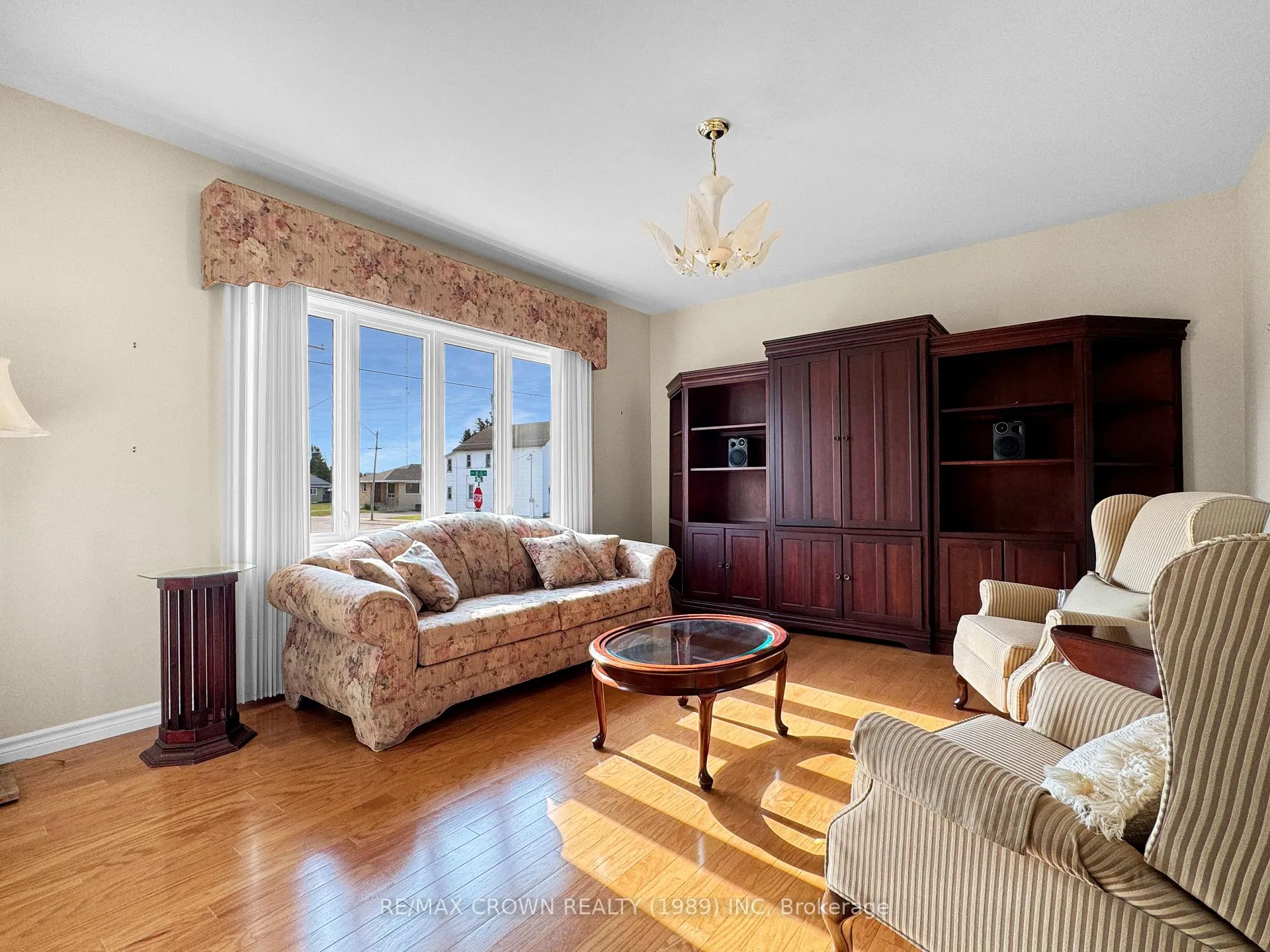 Photo 6 of 800 Prince Street, Hearst — HOMEH
