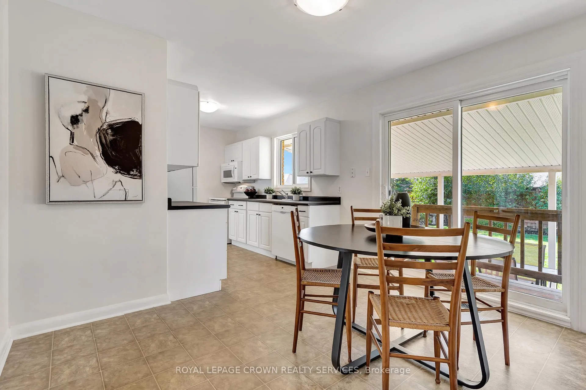 Photo 6 of 266 Franklin Street N, Kitchener — HOMEH