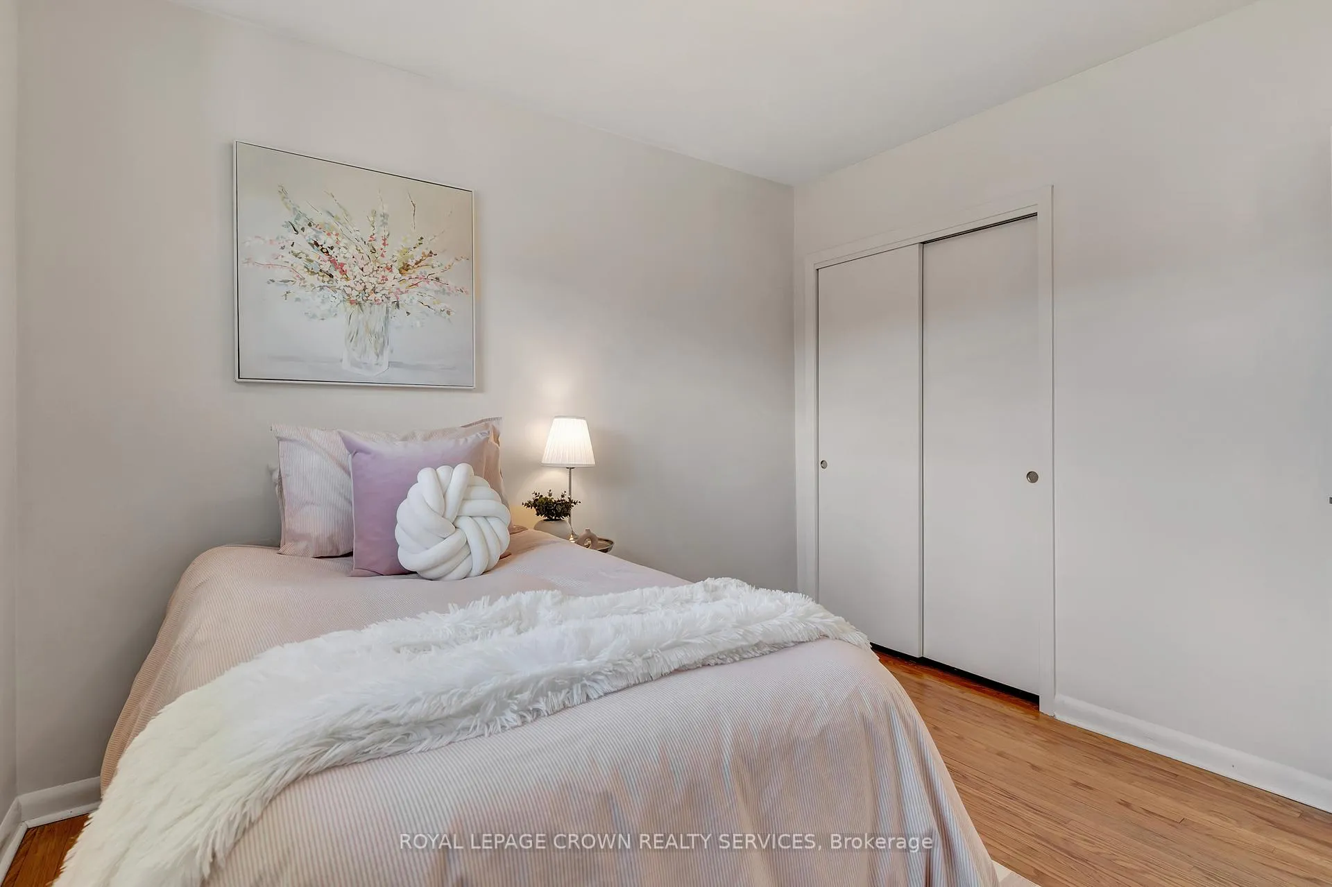 Photo 13 of 266 Franklin Street N, Kitchener — HOMEH