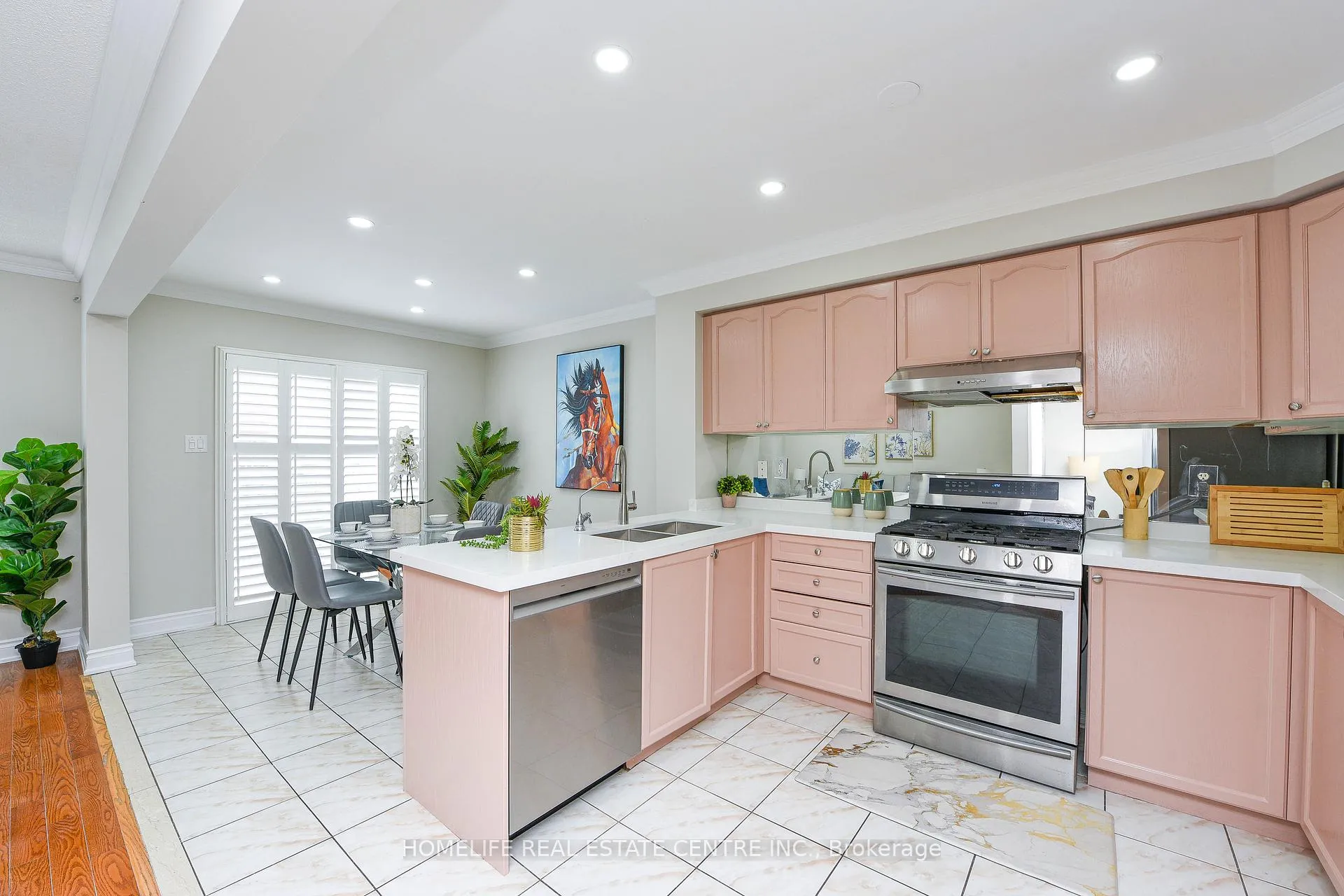 Photo 27 of 60 Ferncastle Crescent, Brampton, Fletcher's Meadow — HOMEH