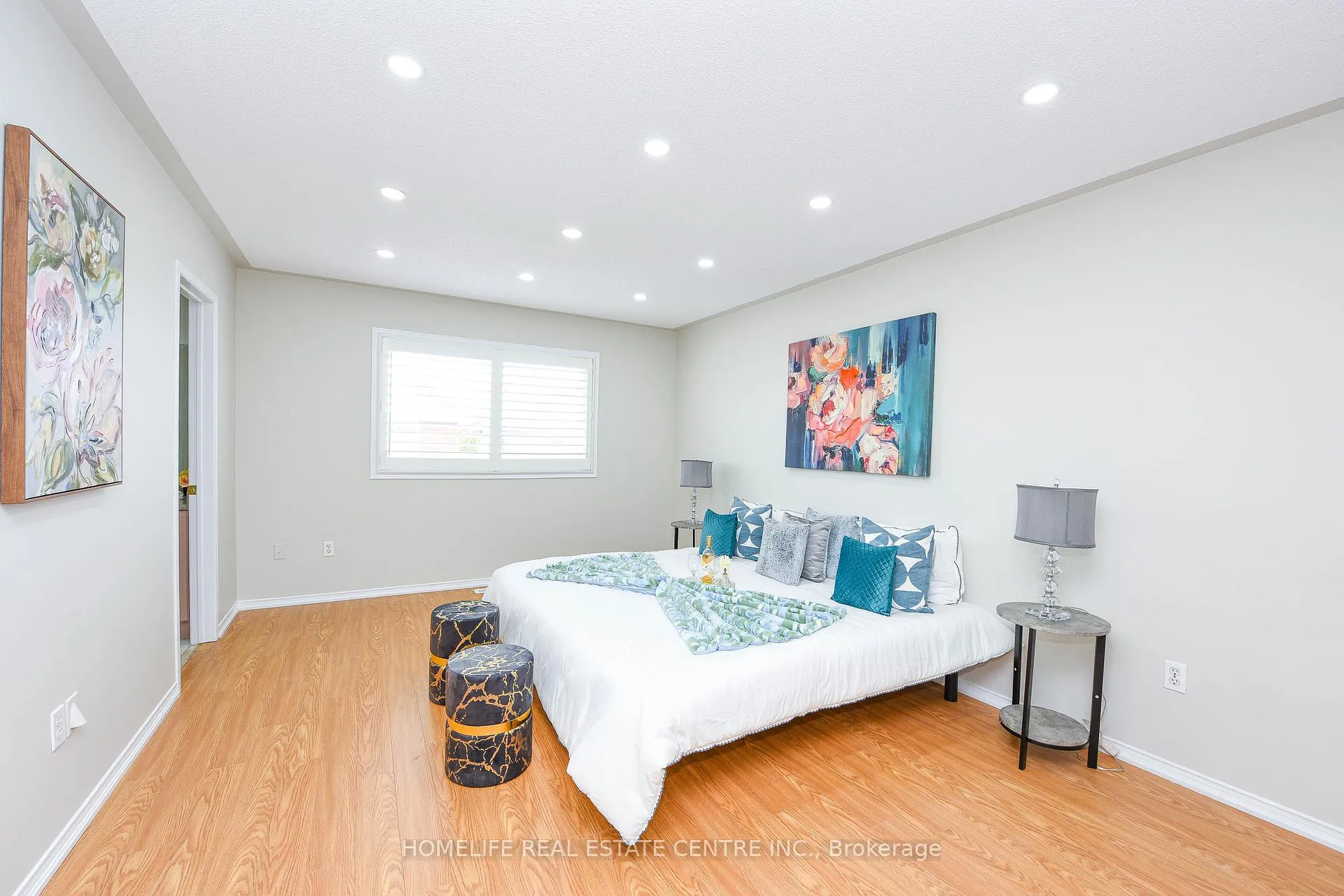 Photo 43 of 60 Ferncastle Crescent, Brampton, Fletcher's Meadow — HOMEH