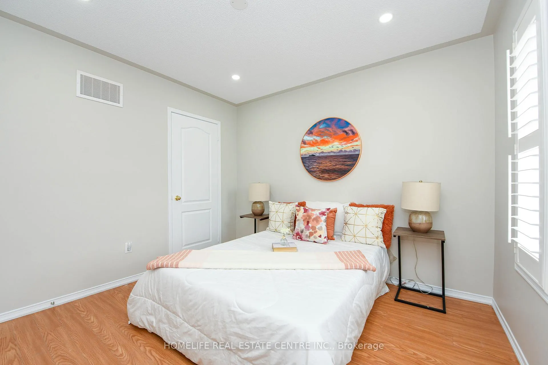 Photo 49 of 60 Ferncastle Crescent, Brampton, Fletcher's Meadow — HOMEH