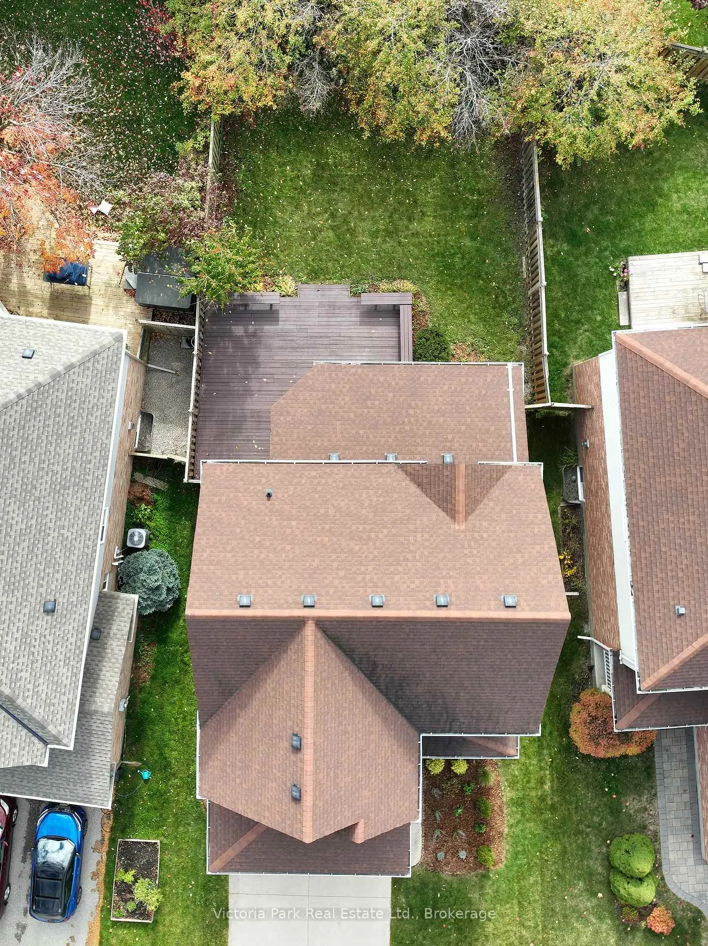Photo 13 of 407 Woodrow Drive, Waterloo, Laurelwood — HOMEH