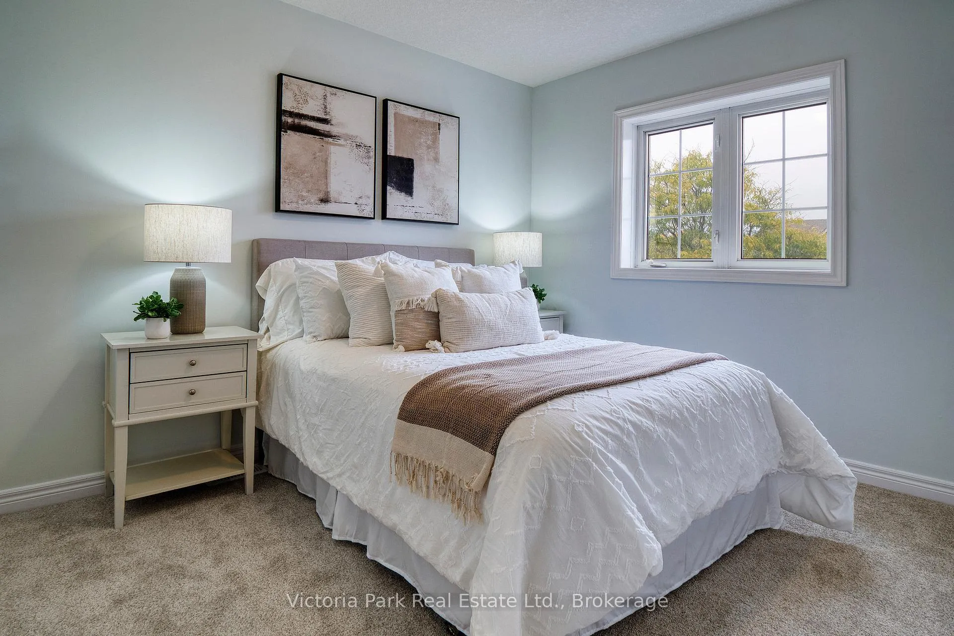 Photo 26 of 407 Woodrow Drive, Waterloo, Laurelwood — HOMEH