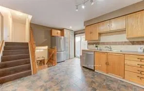 Photo 7 of 50 Newbury Drive, Kitchener — HOMEH