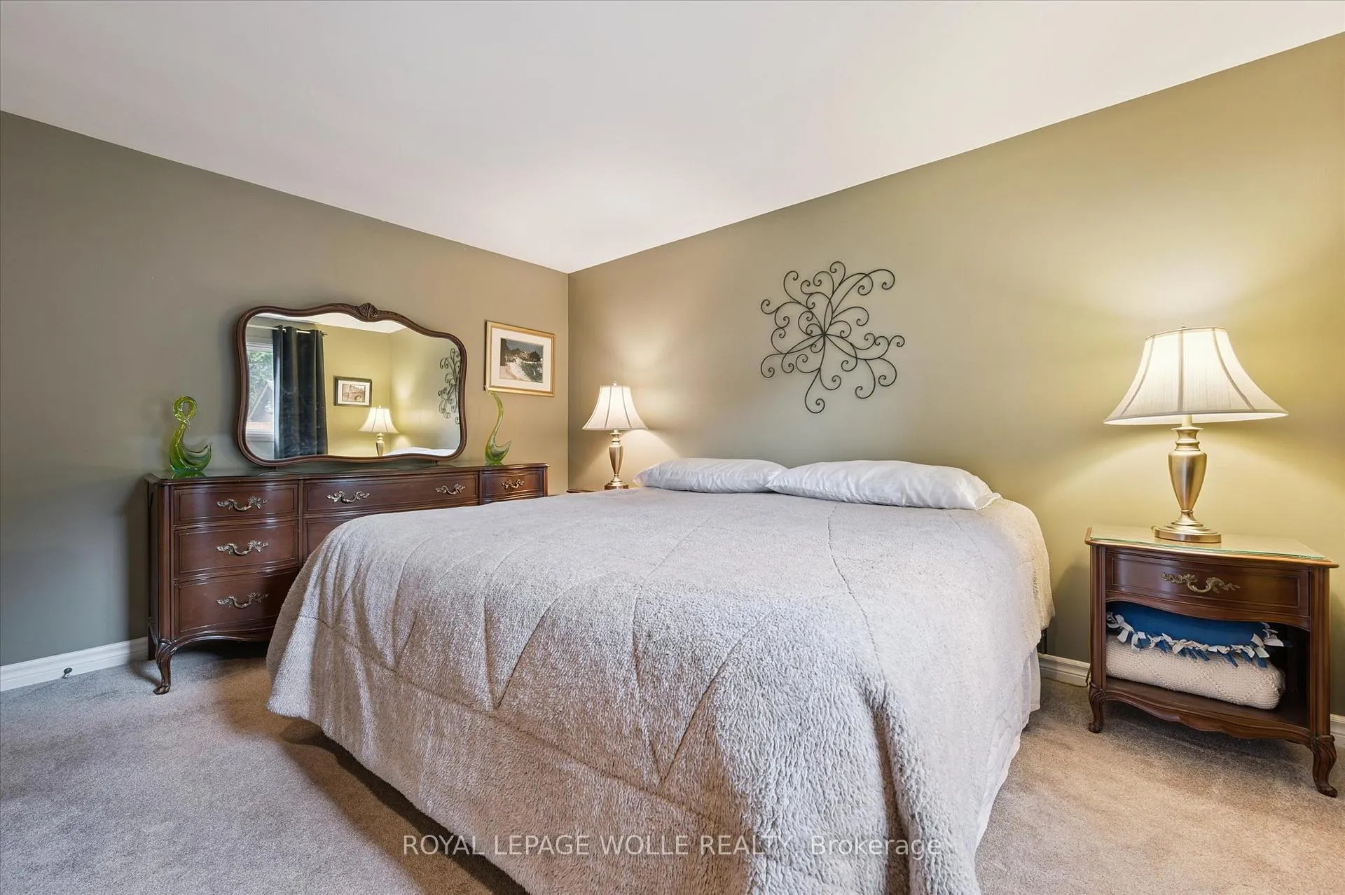 Photo 14 of 61 Sandsprings Crescent, Kitchener — HOMEH