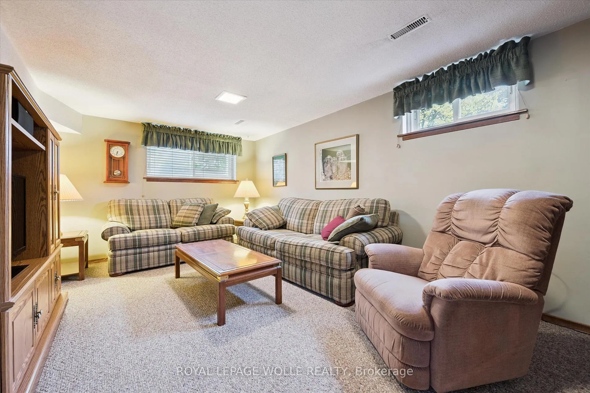 Photo 19 of 61 Sandsprings Crescent, Kitchener — HOMEH