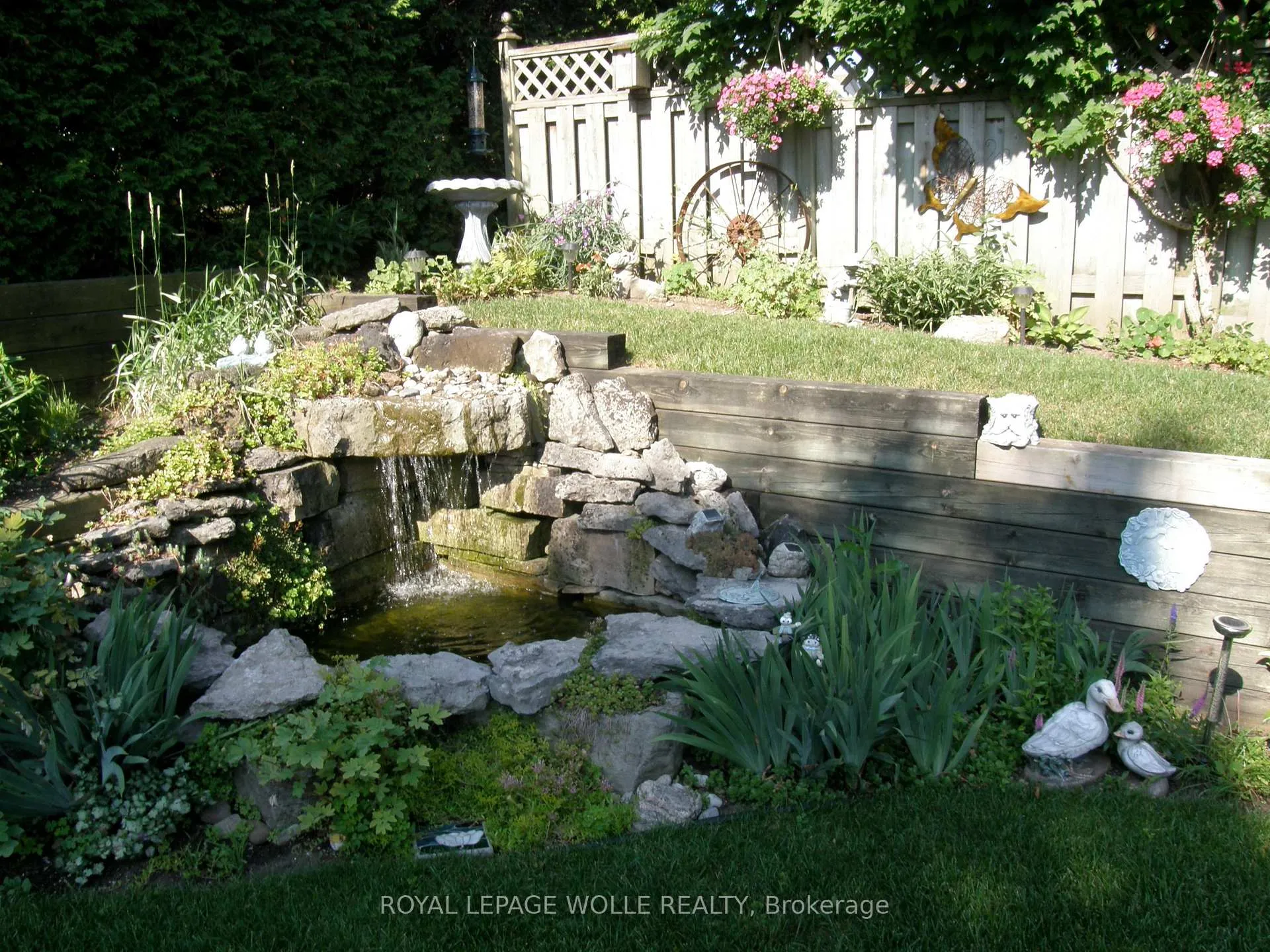 Photo 27 of 61 Sandsprings Crescent, Kitchener — HOMEH