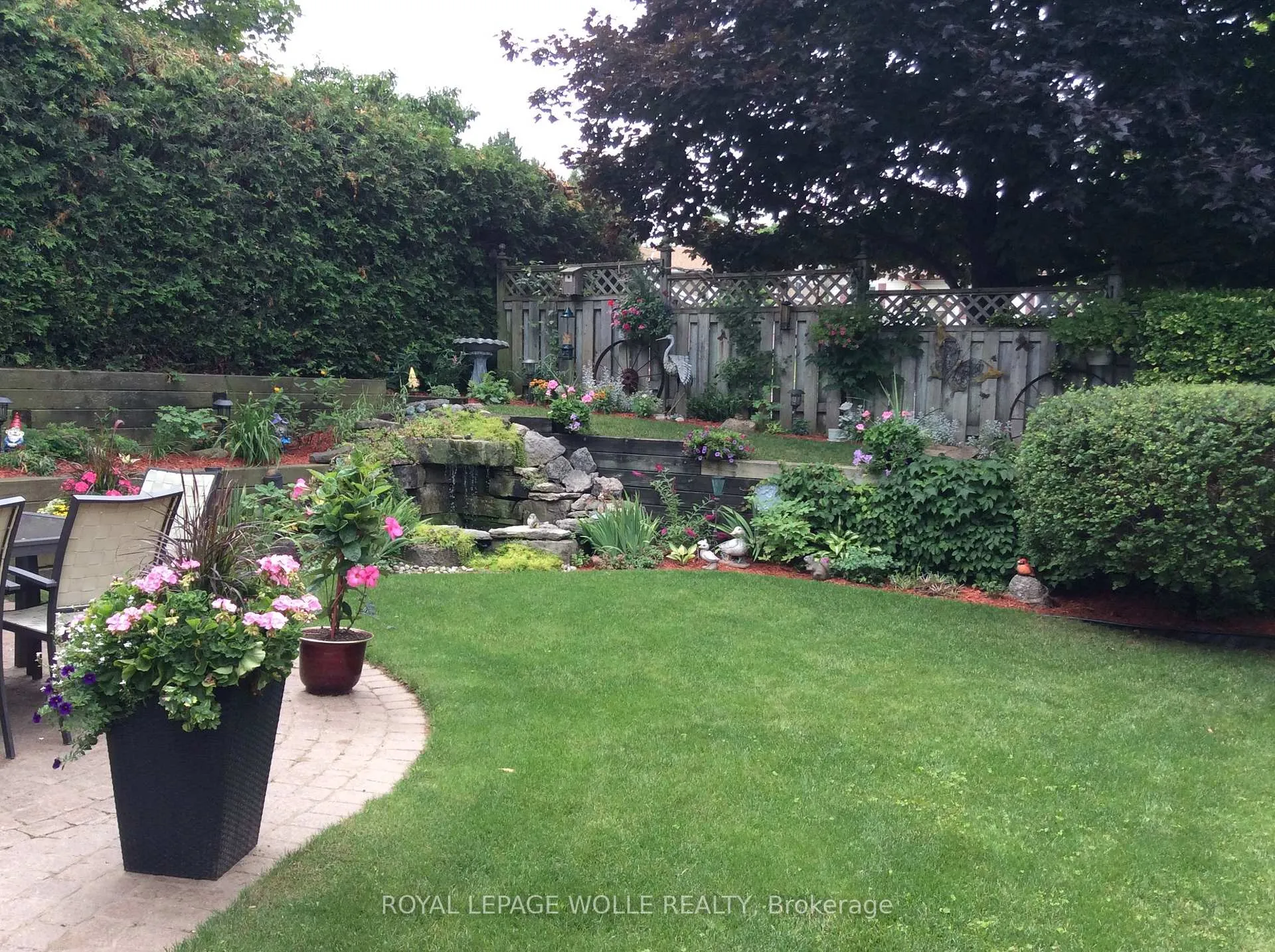 Photo 35 of 61 Sandsprings Crescent, Kitchener — HOMEH