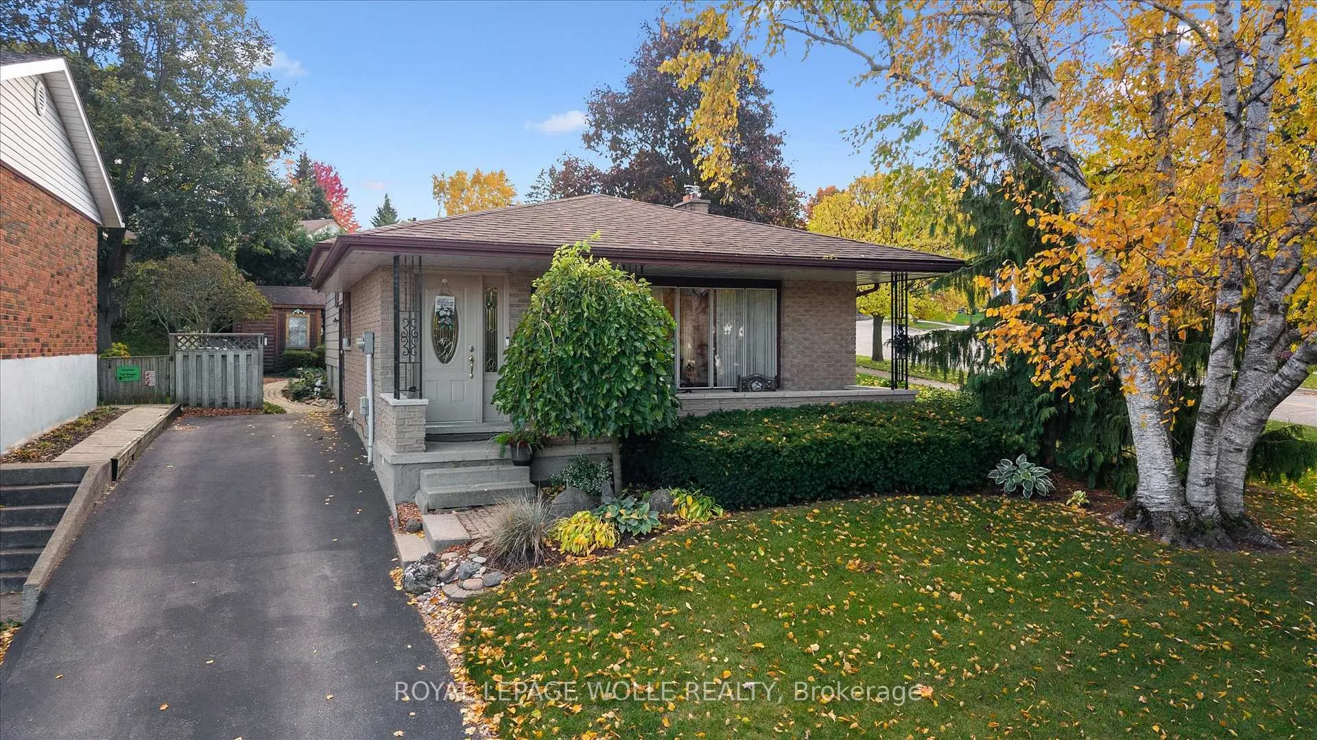 Photo 41 of 61 Sandsprings Crescent, Kitchener — HOMEH