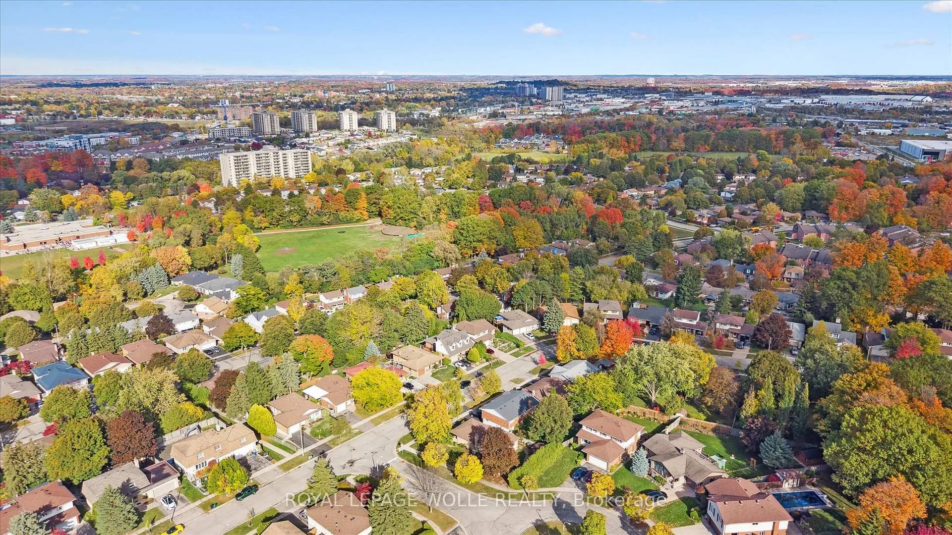 Photo 44 of 61 Sandsprings Crescent, Kitchener — HOMEH