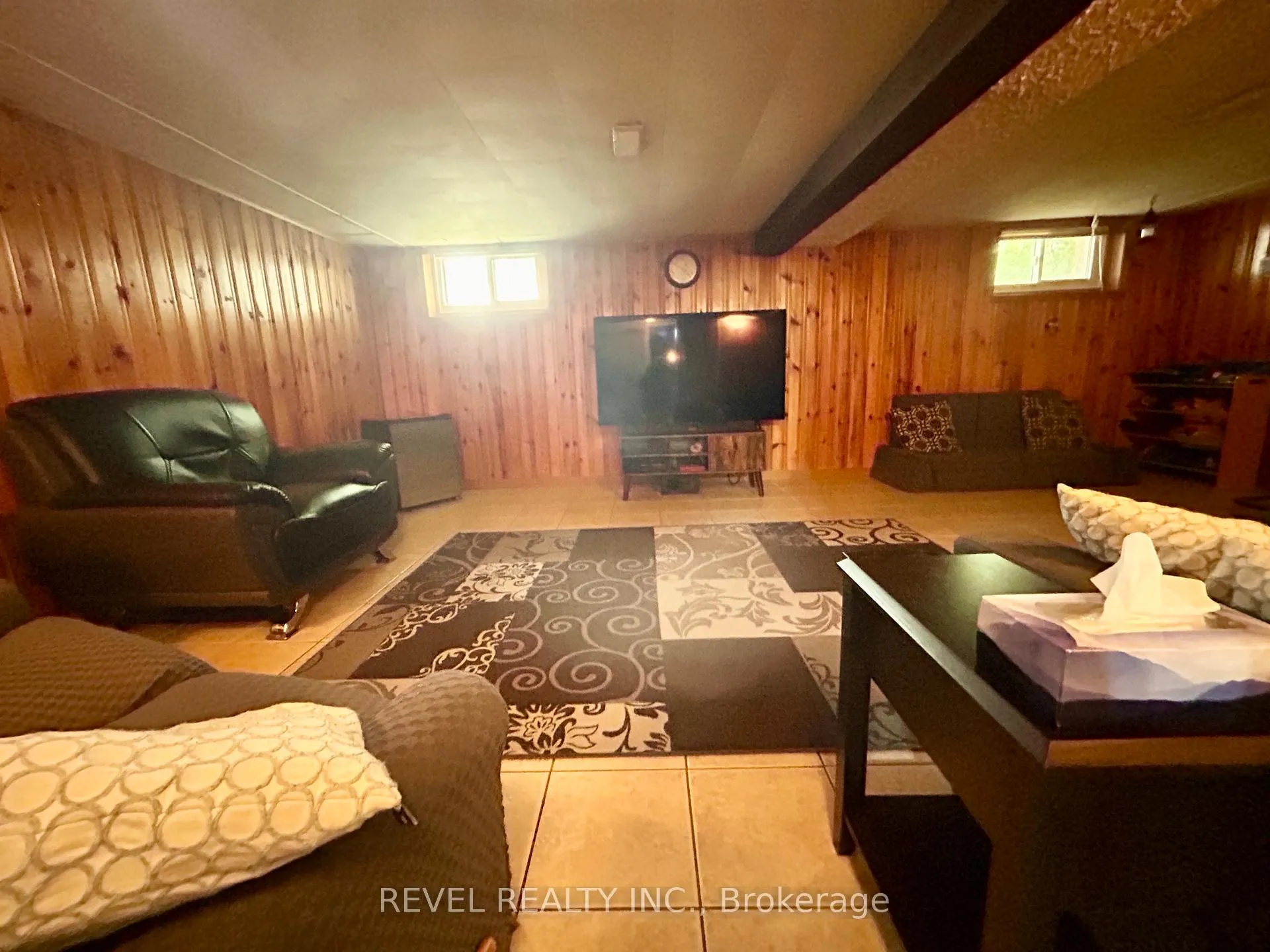 Photo 25 of 148 Third Avenue, Cochrane — HOMEH